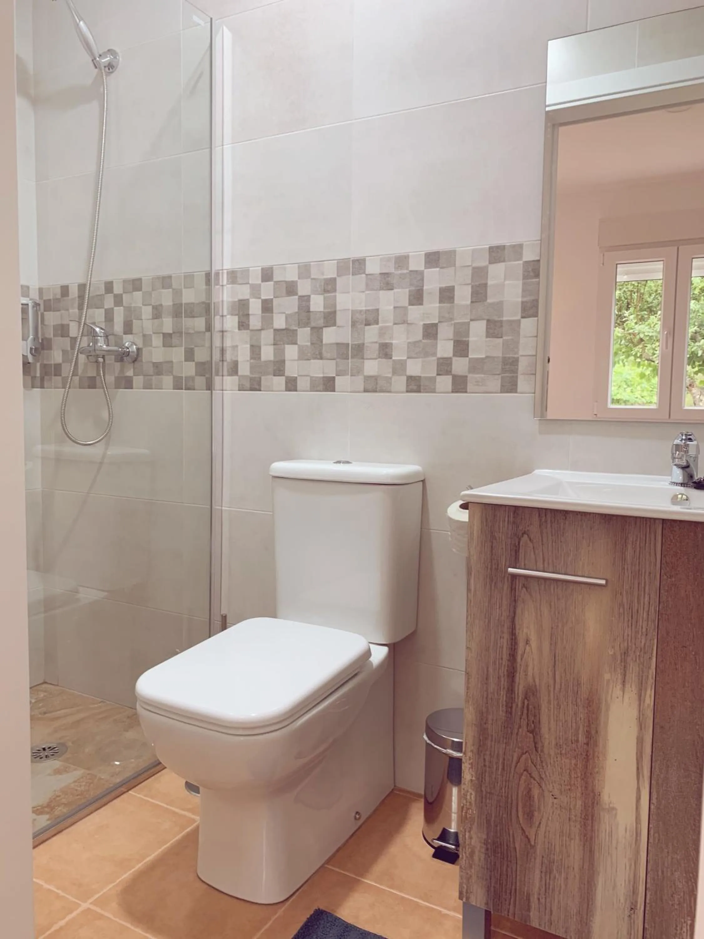 Shower in Pensión San Antón