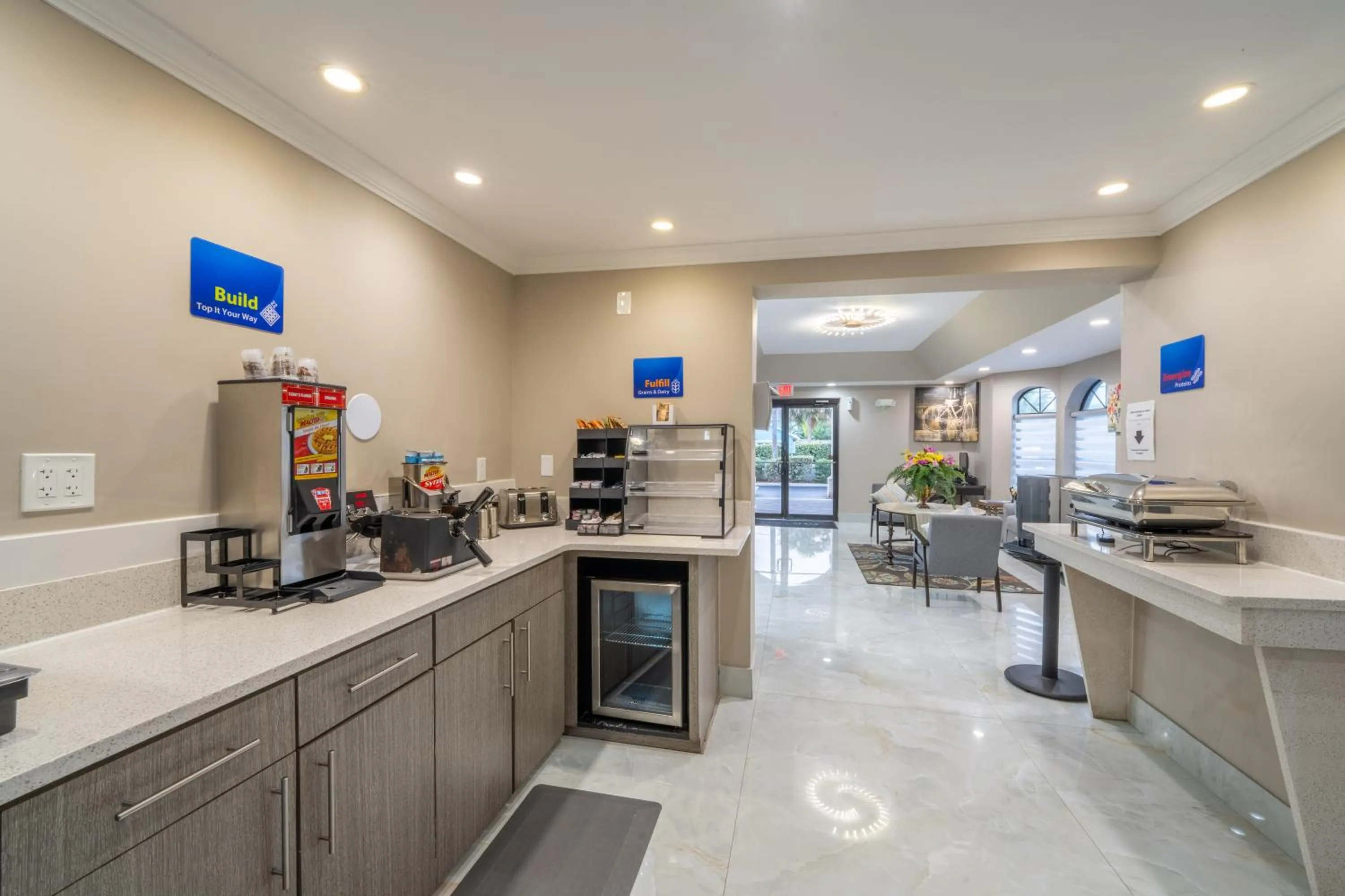 Breakfast in Best Western Seaside Inn