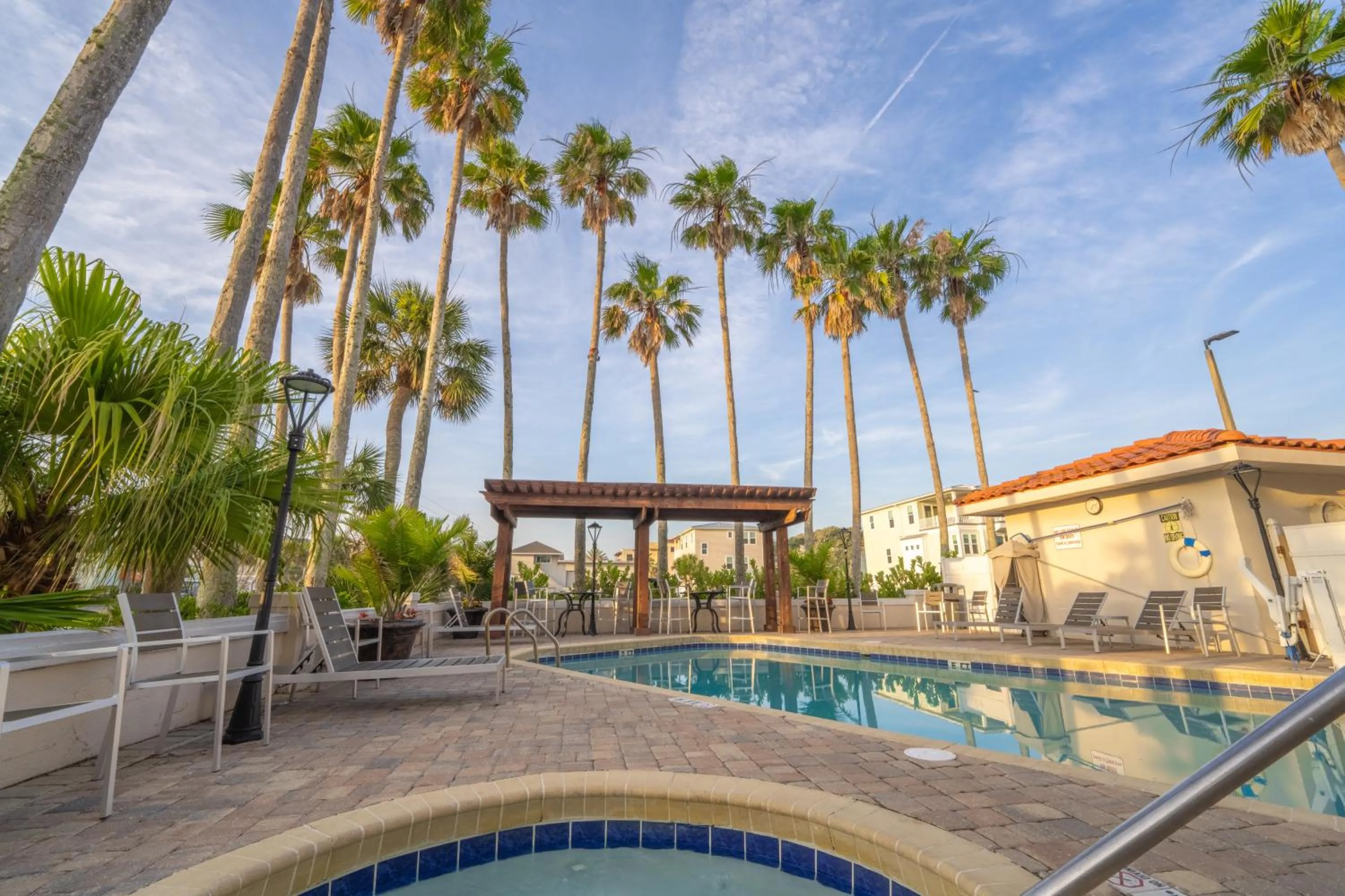 Pool view in Best Western Seaside Inn