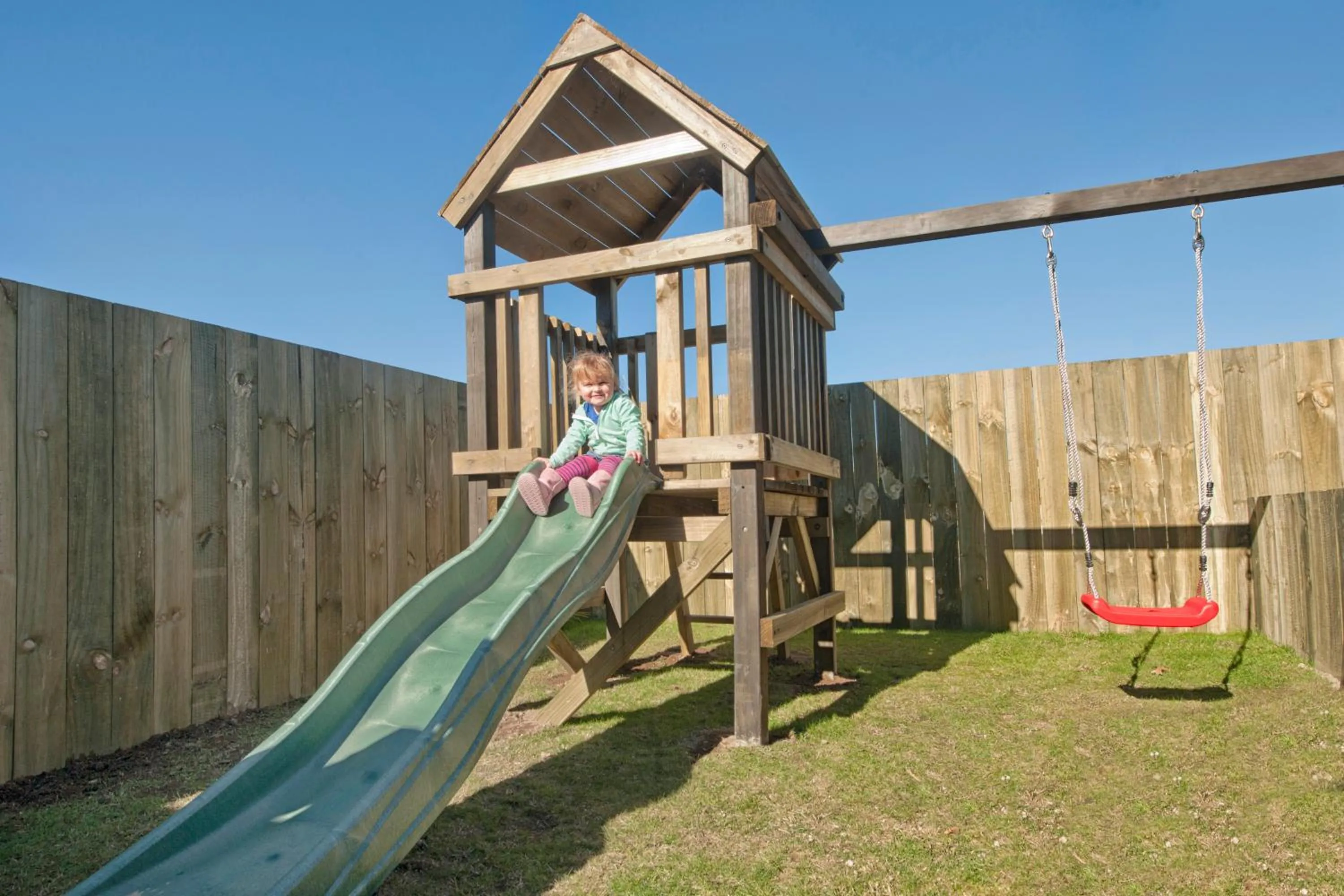 Children play ground in Sport Of Kings Motel