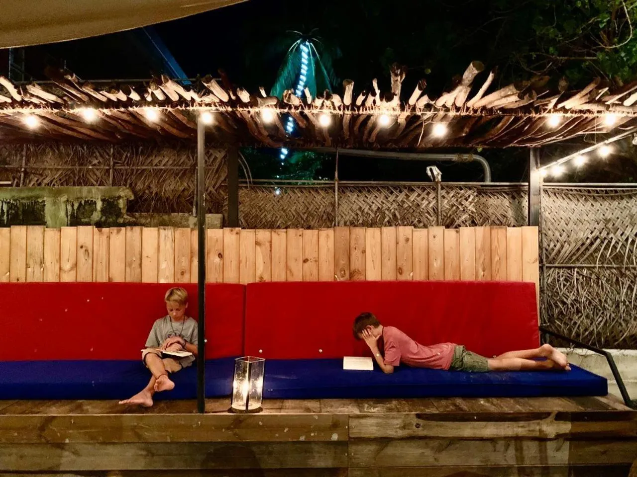 children in Central Beach Inn