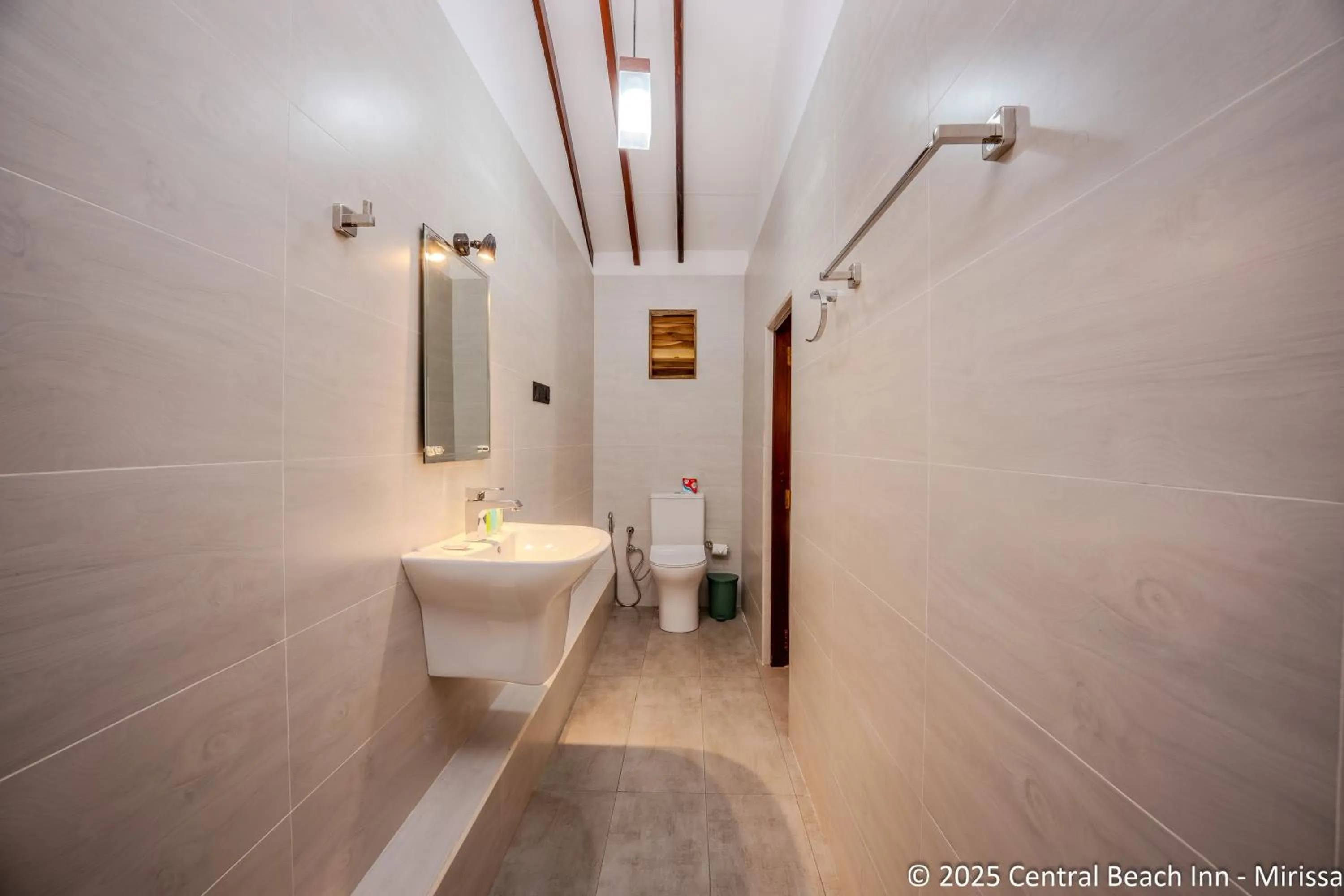 Bathroom in Central Beach Inn