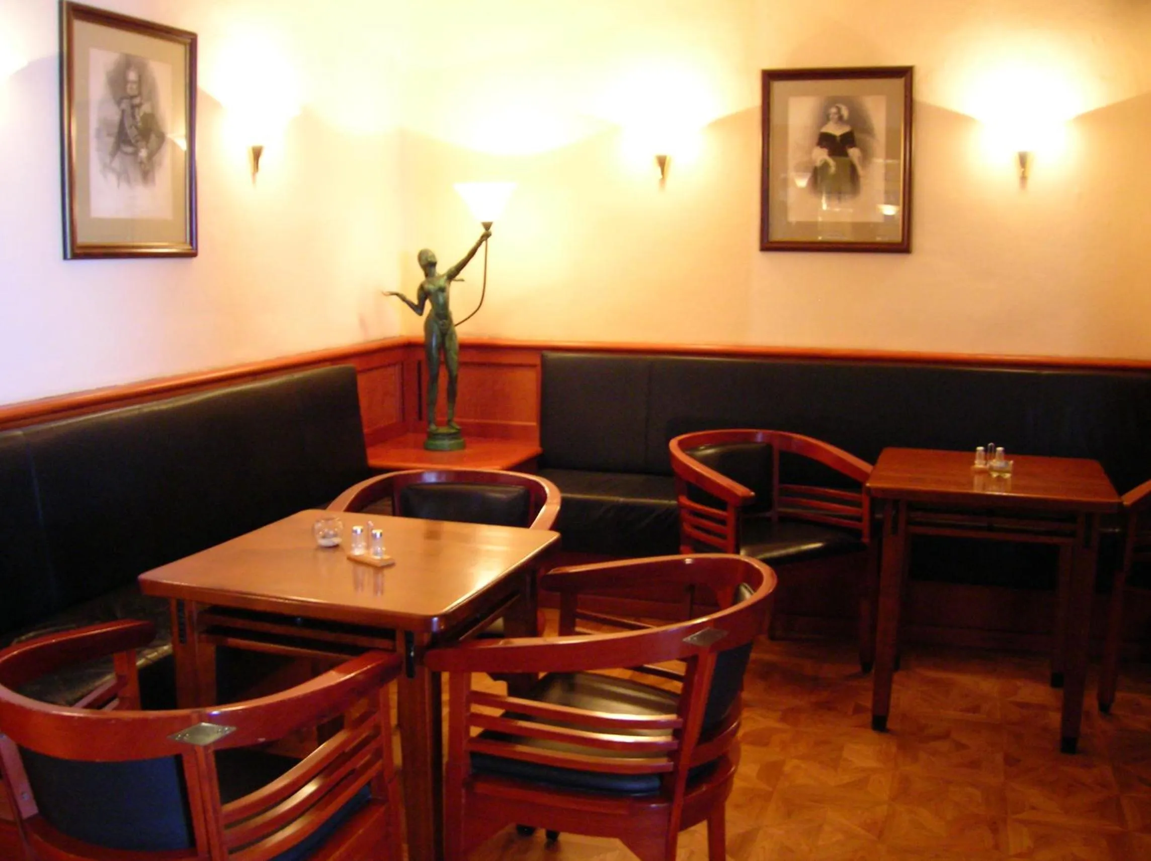 Restaurant/places to eat in Hotel "Stadt Köthen"