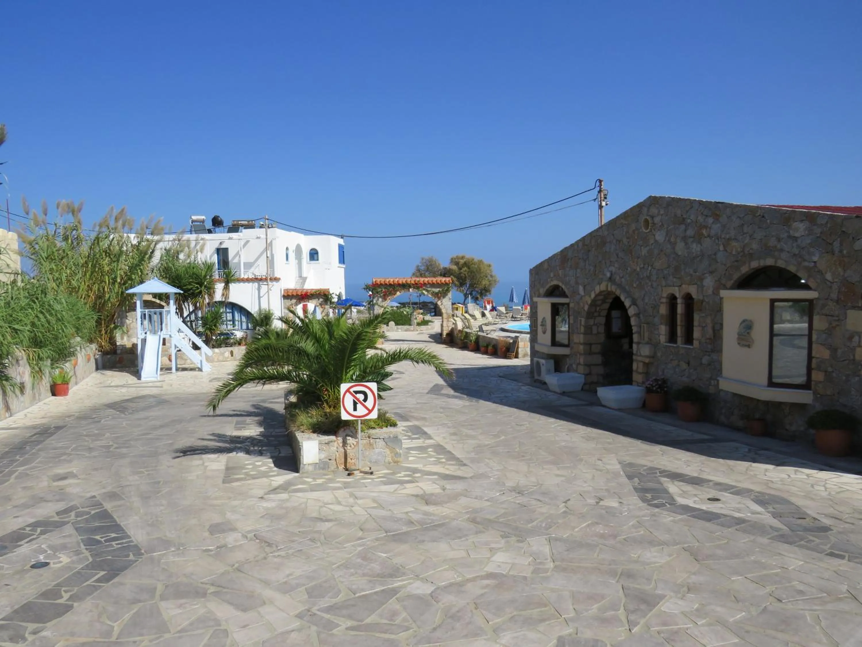 Area and facilities in Blue Beach Villas Apartments