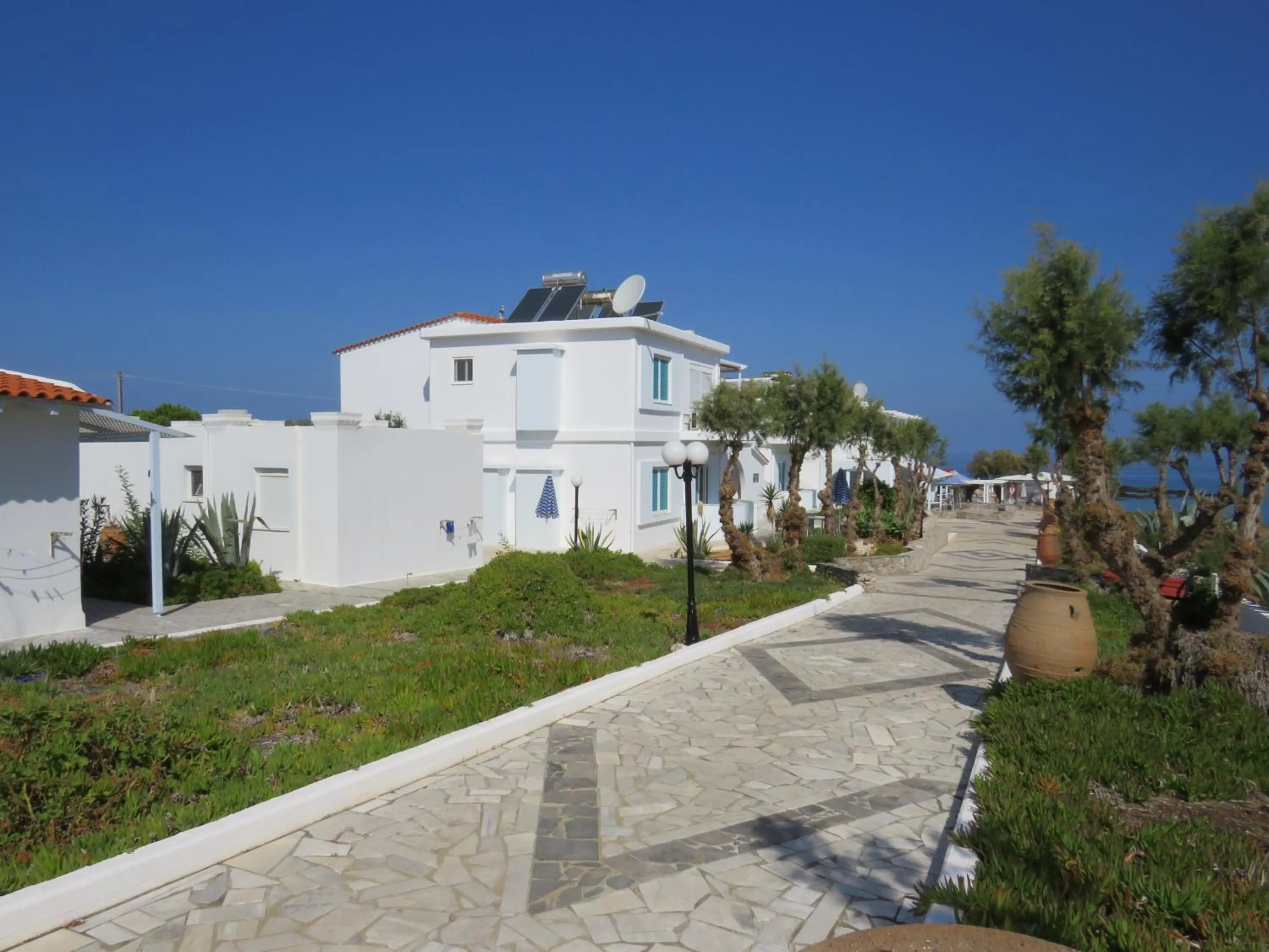 Property building in Blue Beach Villas Apartments