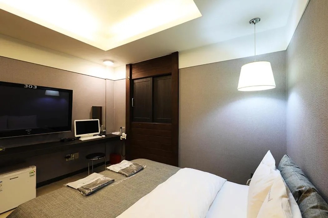 TV/Entertainment Center in boutique hotel k Dongdaemun