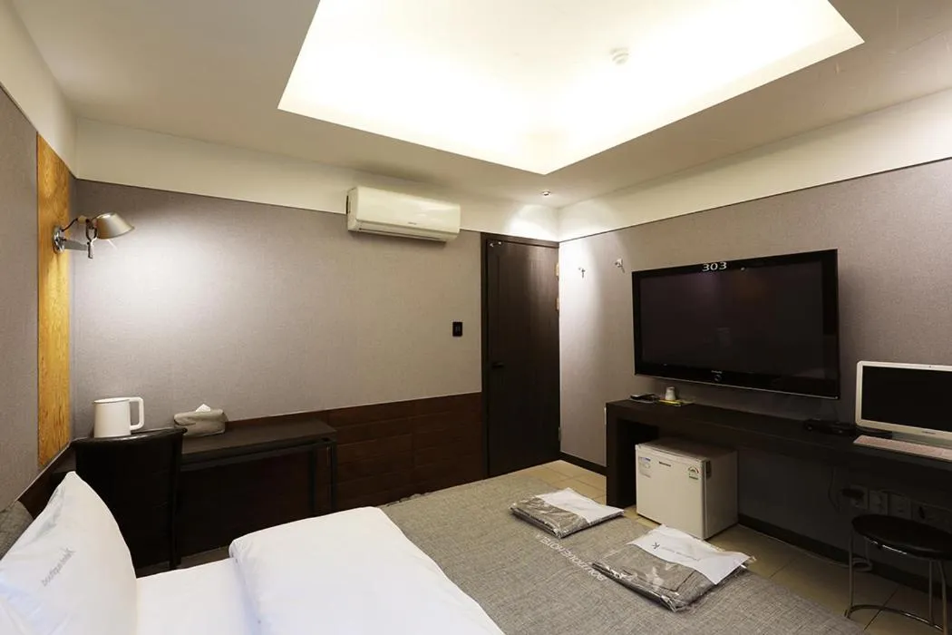 TV/Entertainment Center in boutique hotel k Dongdaemun