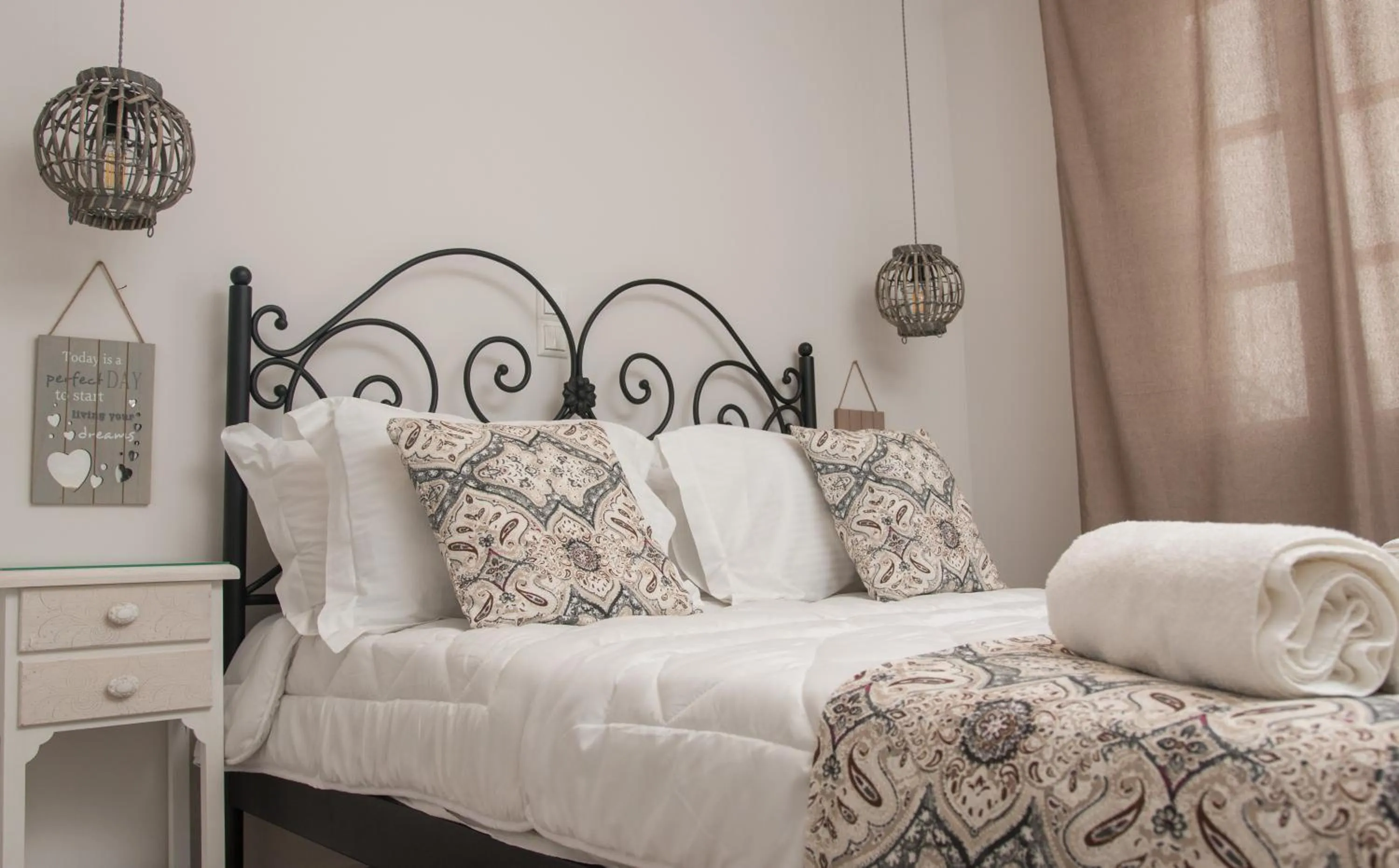 Bed in Relax Studios