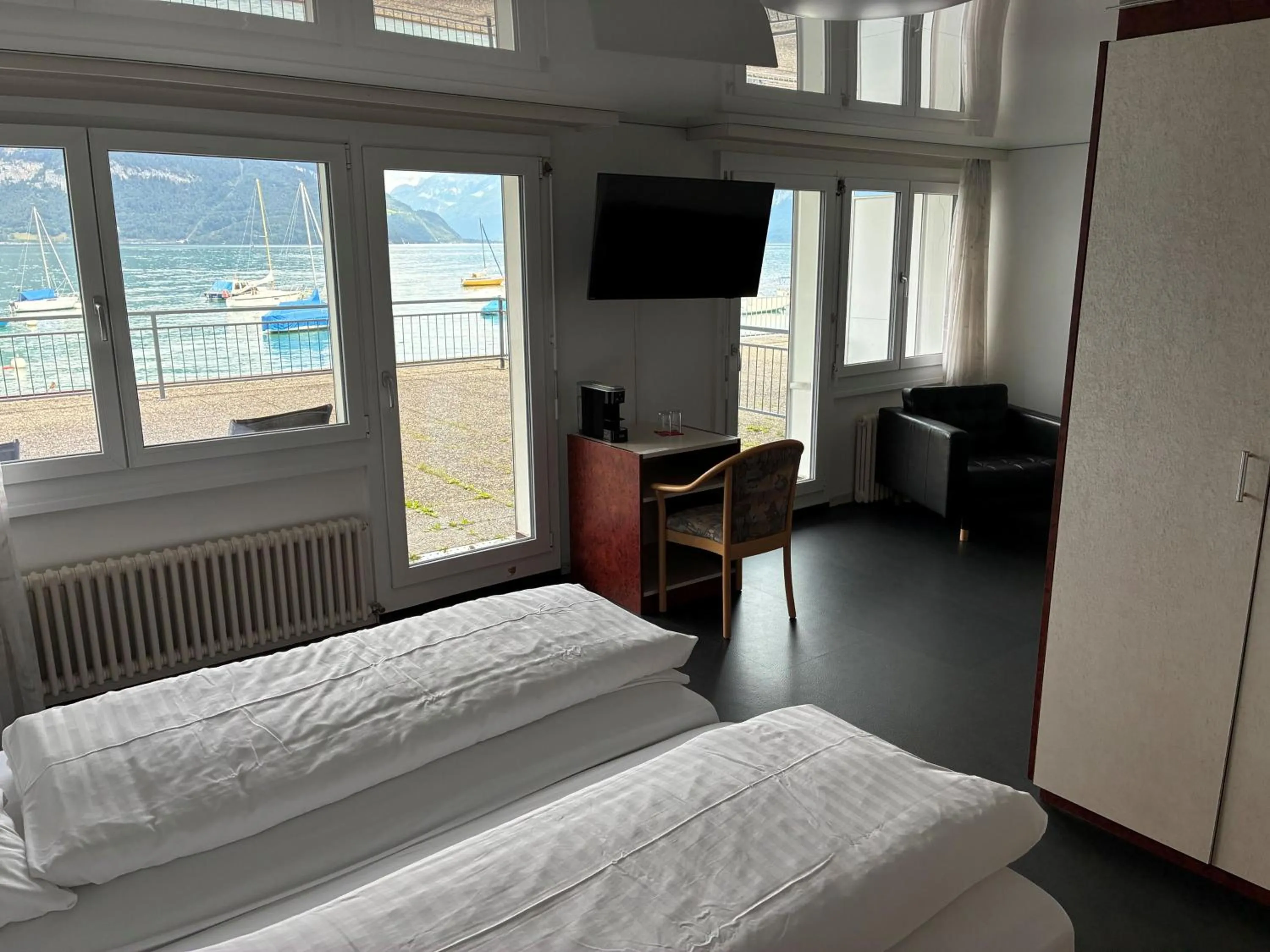 Bed in Strandhotel Seeblick