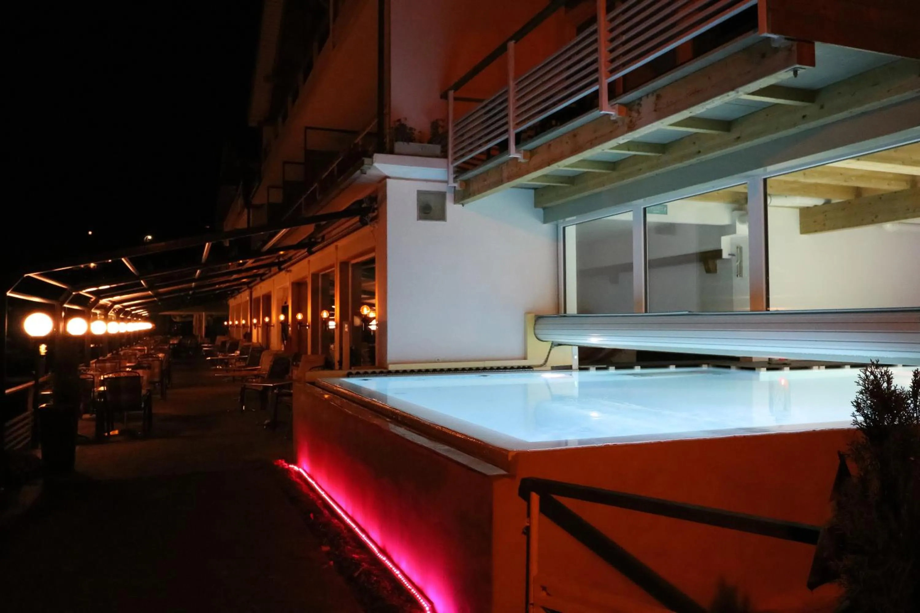 Swimming pool in Strandhotel Seeblick