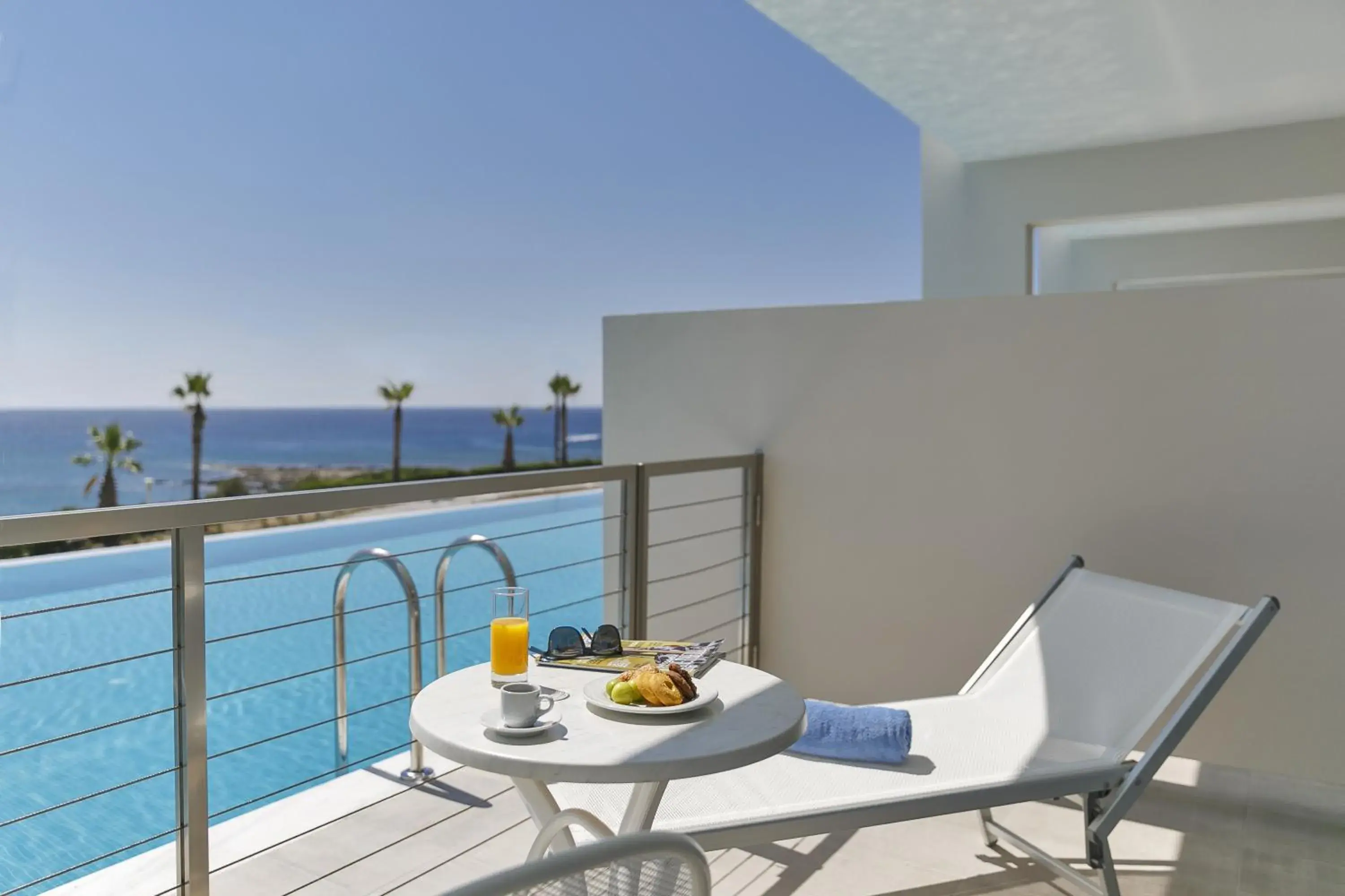 Executive Family Room with Sharing Pool and Sea View in Rodos Princess Beach Hotel Executive Family Room with Sharing Pool and Sea View in Rodos Princess Beach Hotel