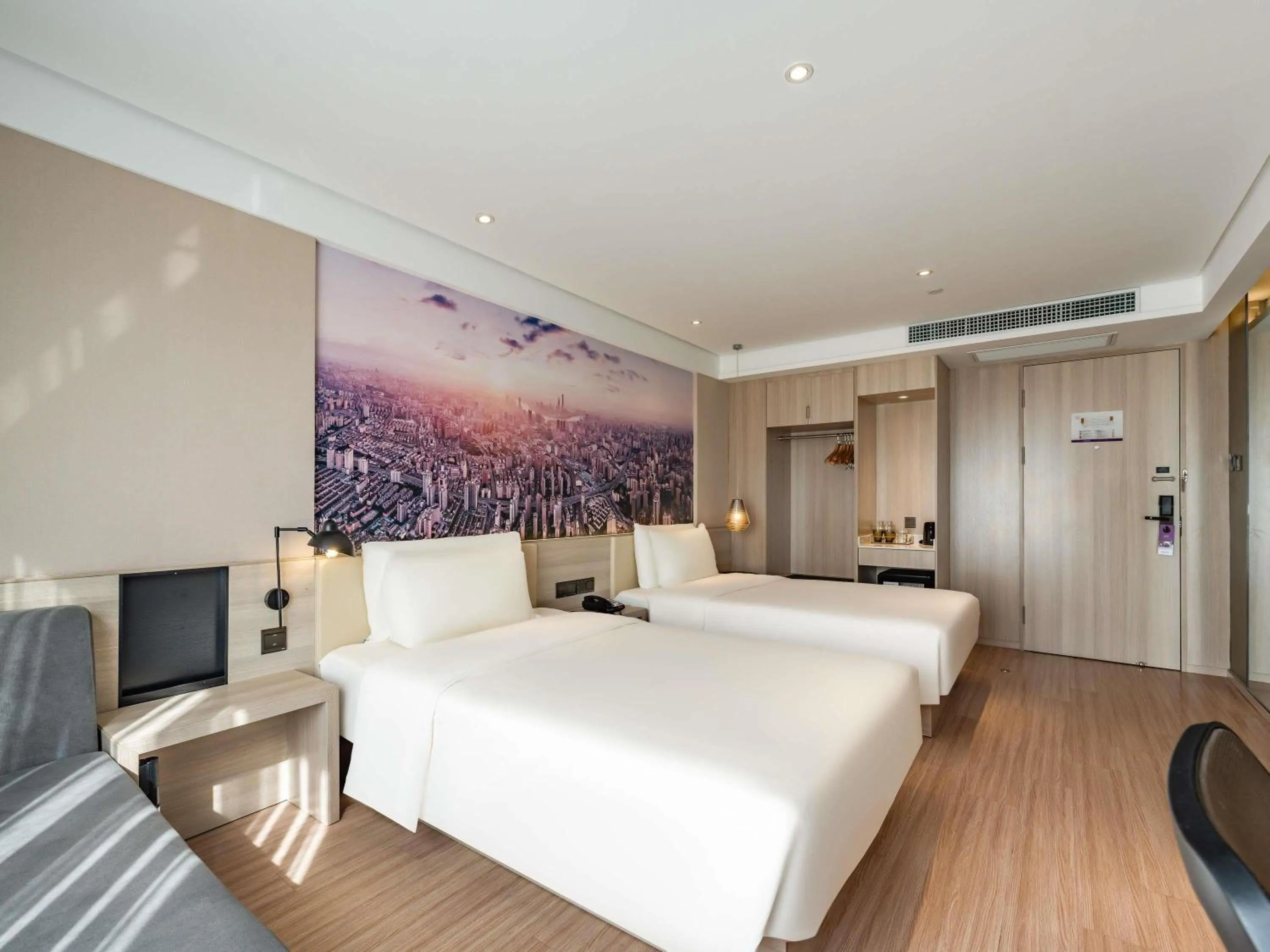 Bedroom, Bed in Mercure Shanghai Pudong Zhangjiang Park