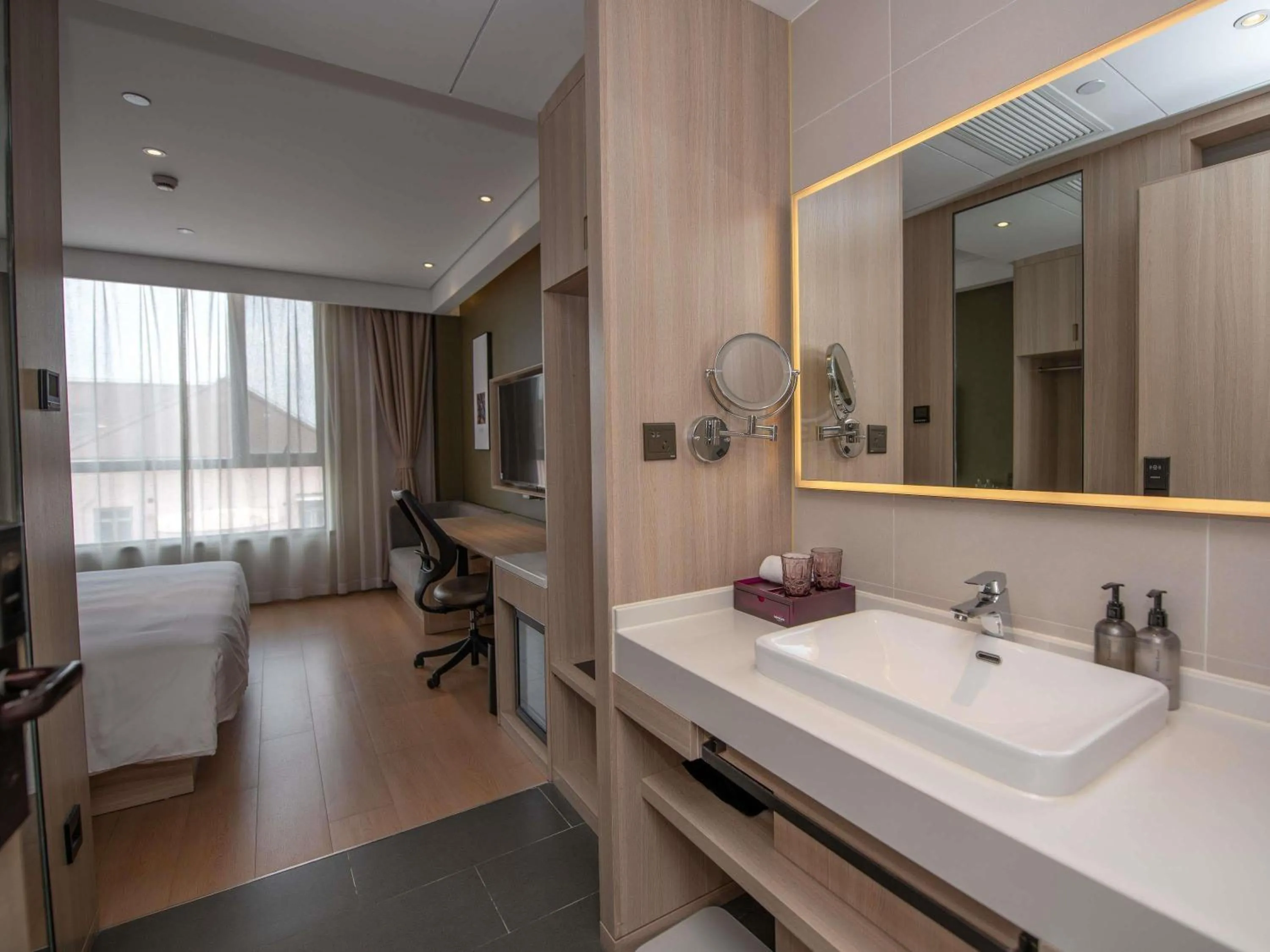 Bedroom in Mercure Shanghai Pudong Zhangjiang Park