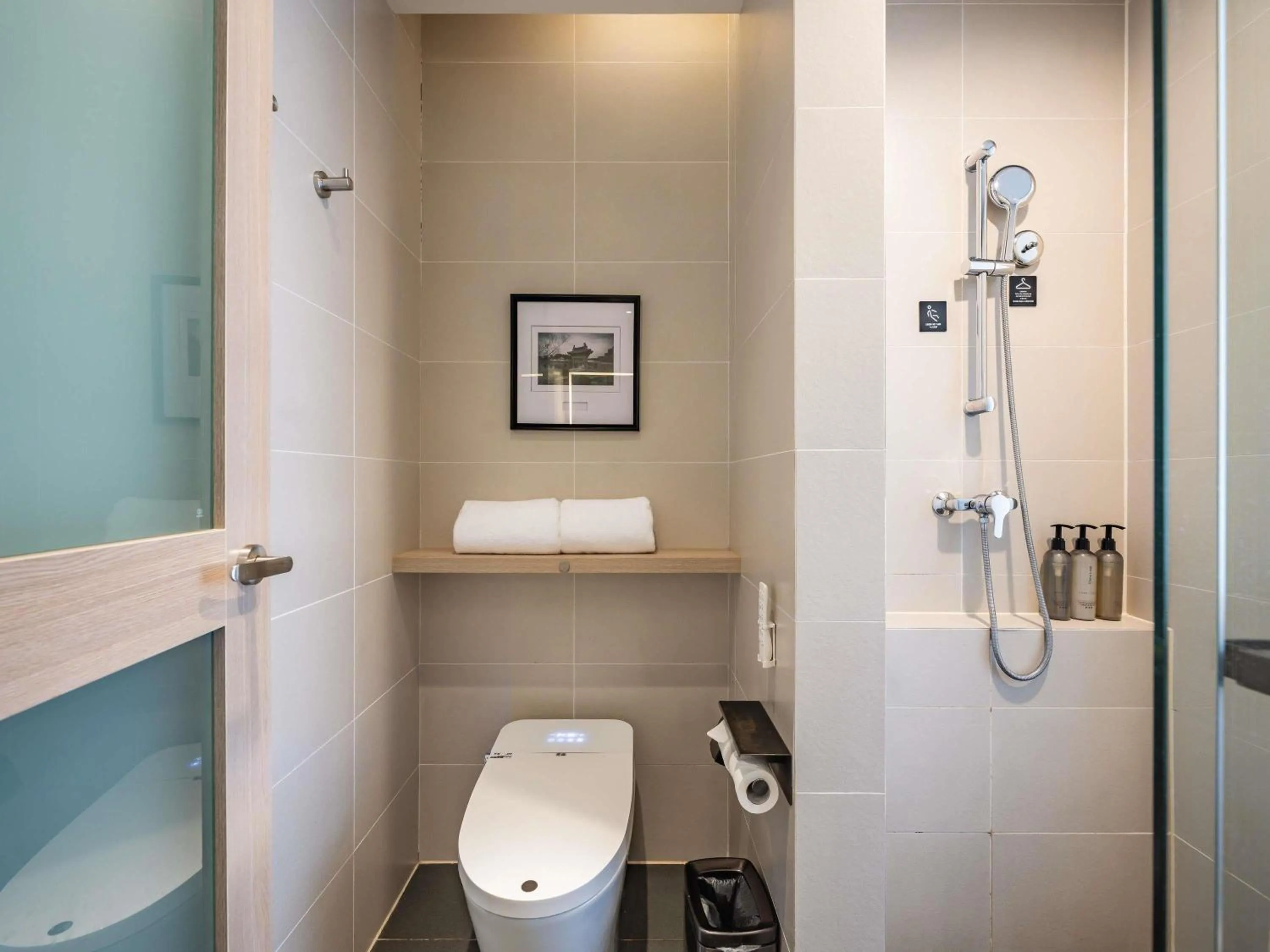 Bedroom in Mercure Shanghai Pudong Zhangjiang Park