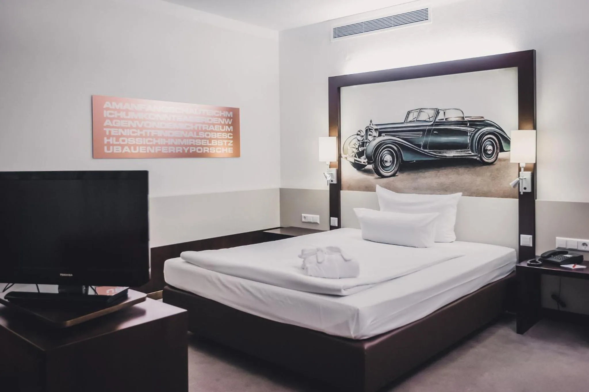 Photo of the whole room, Bed in elaya hotel stuttgart ludwigsburg ehemals Abacco by Rilano