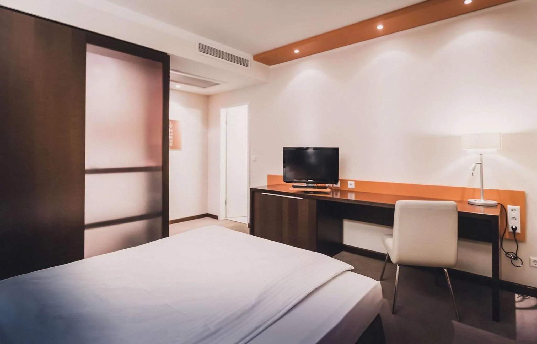 Bedroom, Bed in elaya hotel stuttgart ludwigsburg ehemals Abacco by Rilano