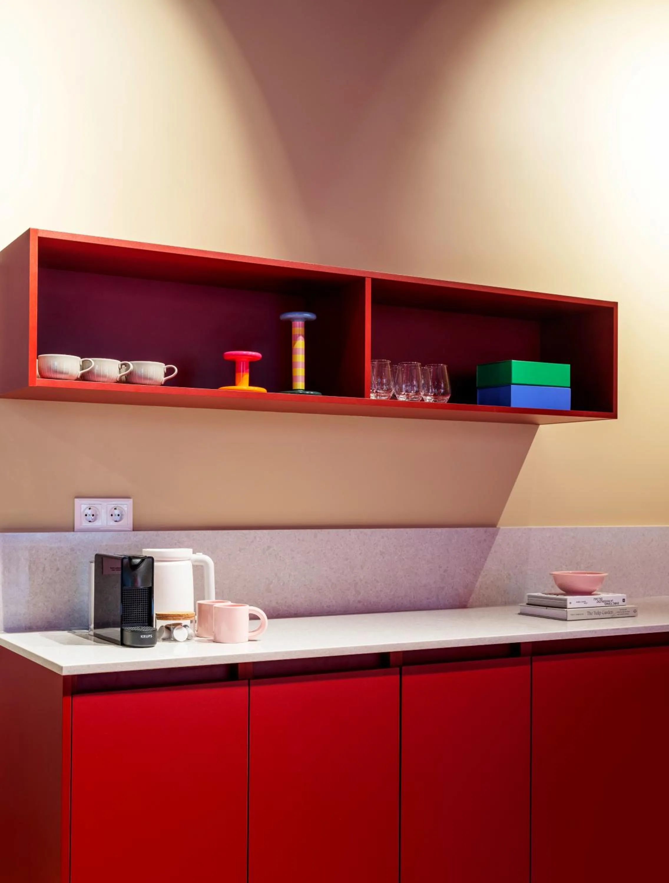 Coffee/tea facilities in Numa Berlin Weinmeister