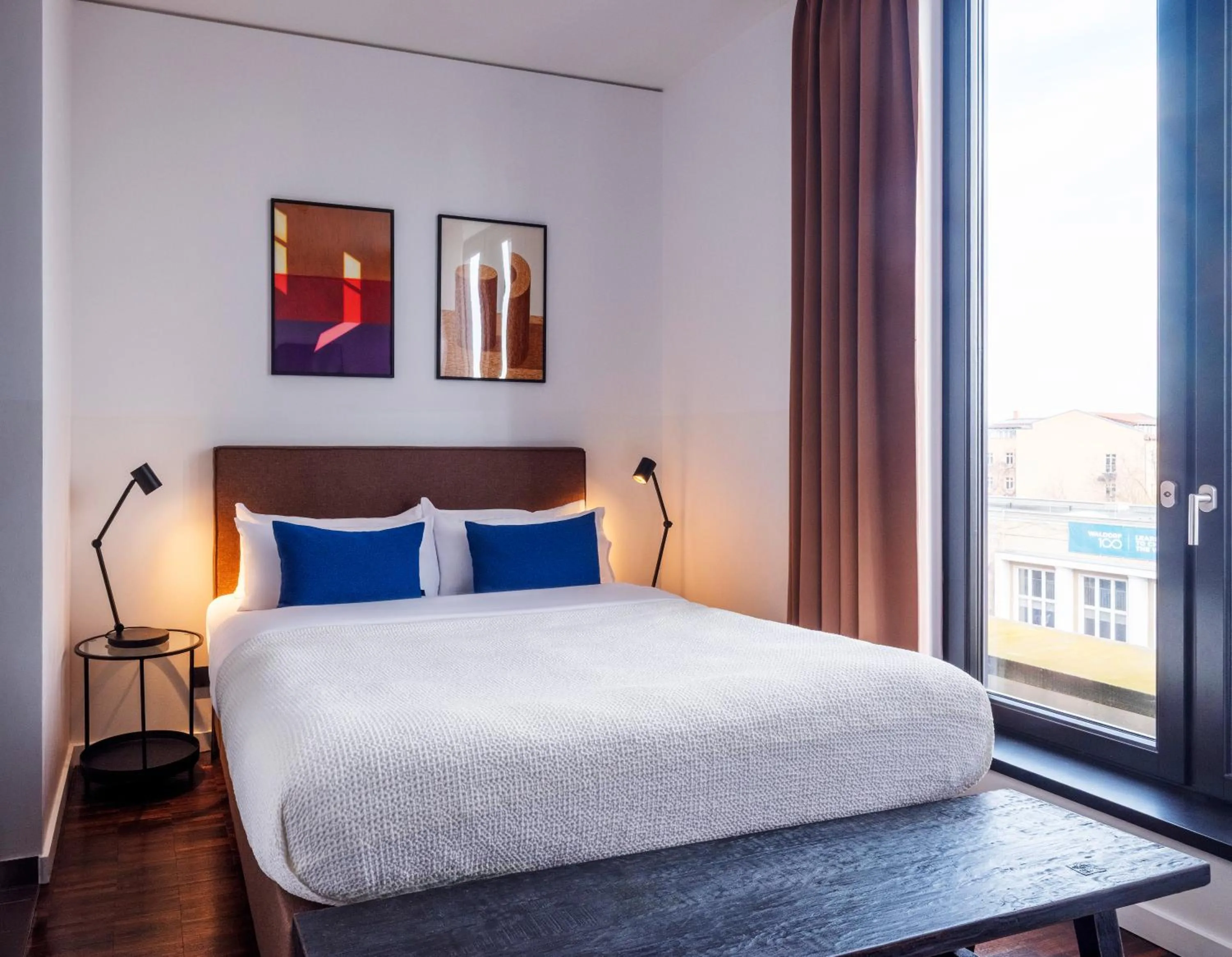 Bed in Numa Berlin Weinmeister