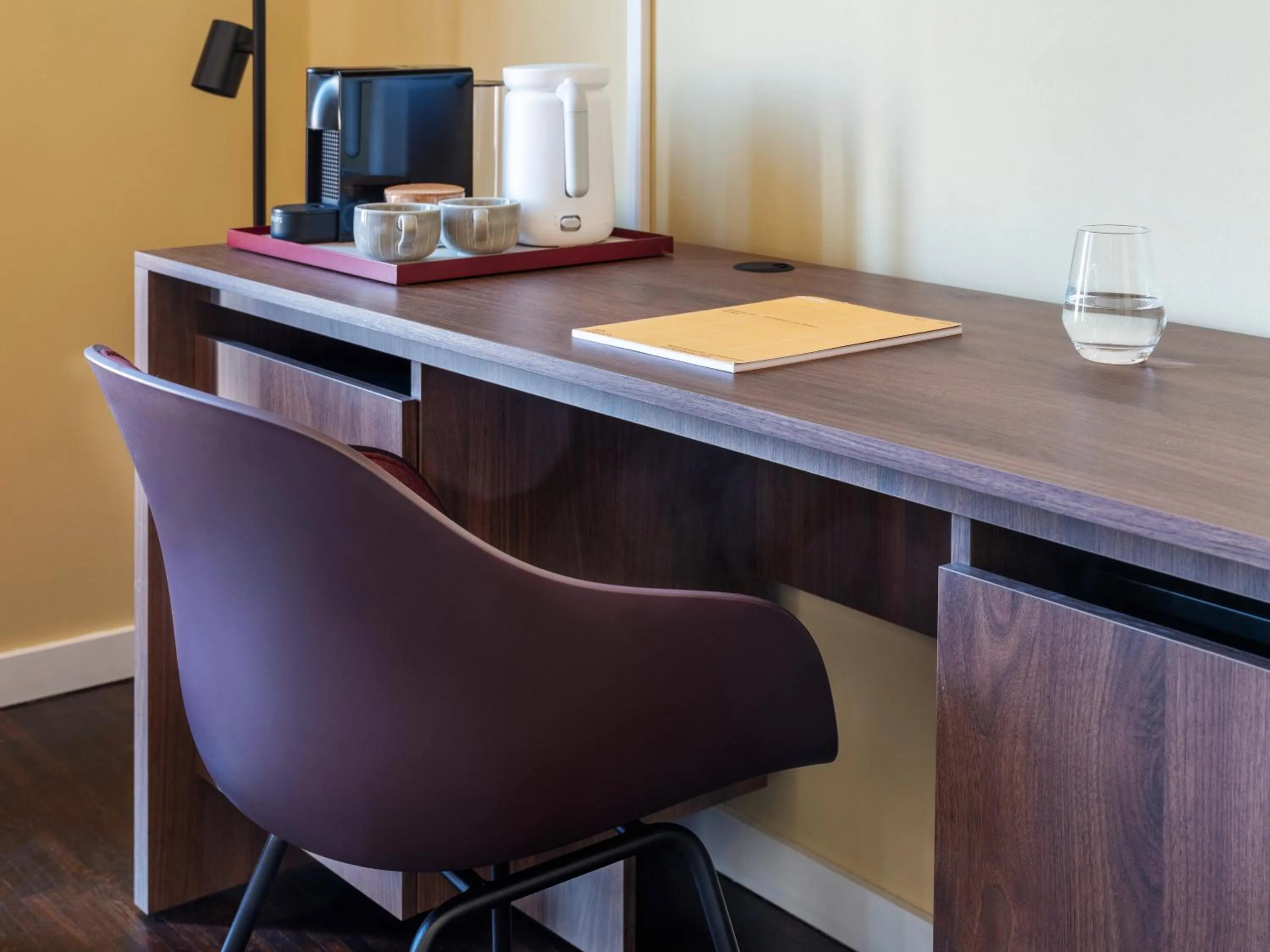 Seating area in Numa Berlin Weinmeister