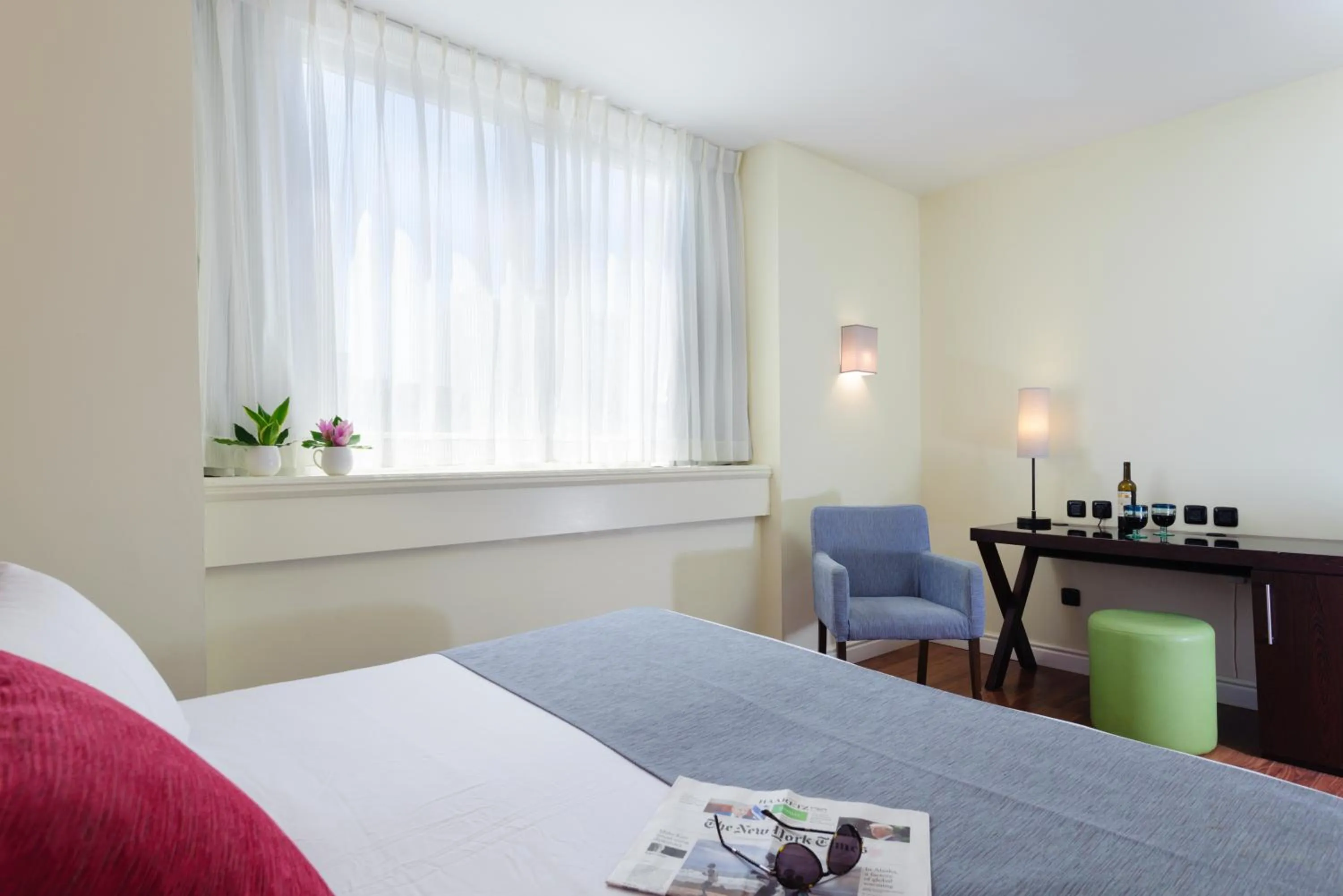 Living room in Leonardo Beach Tel Aviv