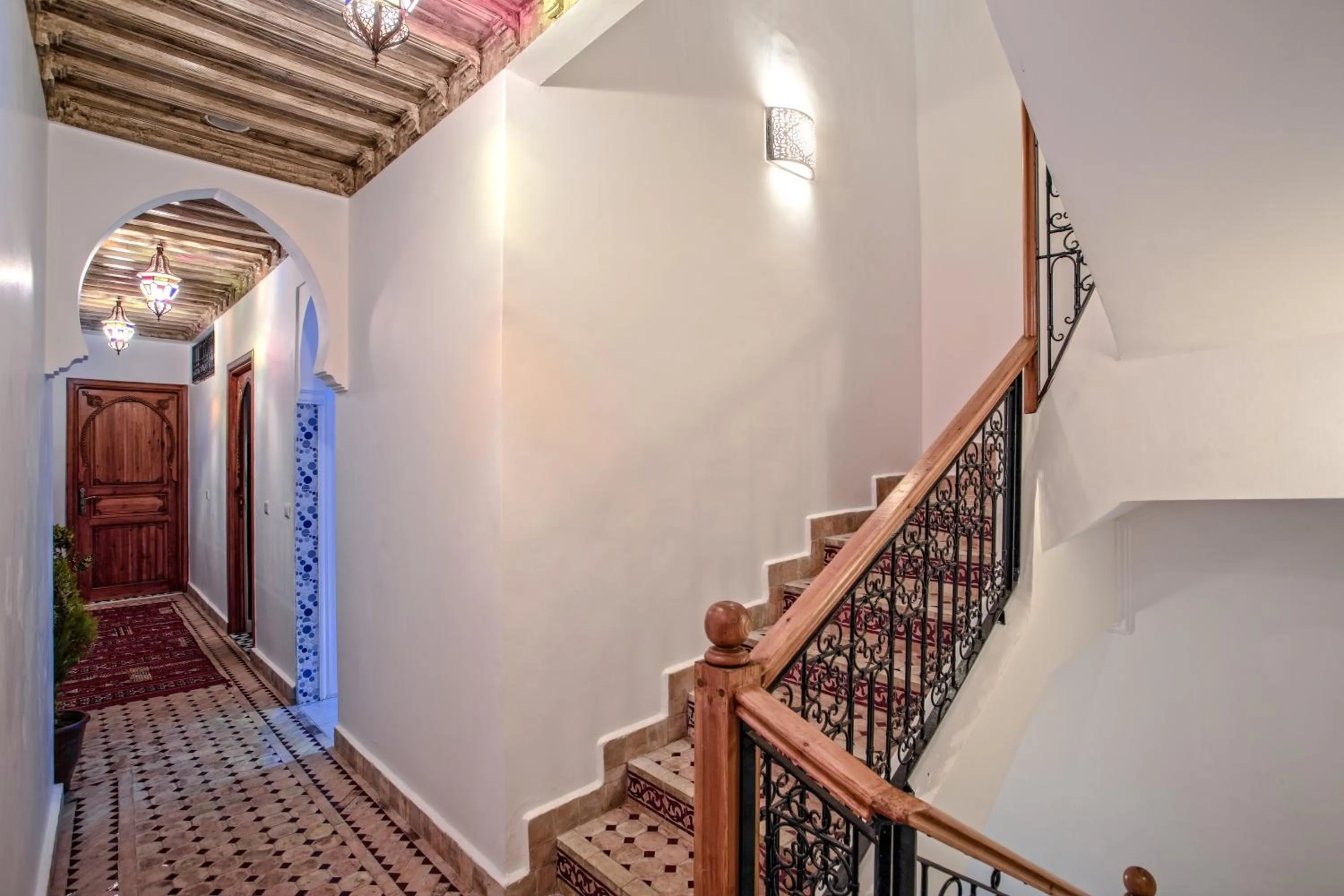 Decorative detail in Hostel Amour d'auberge