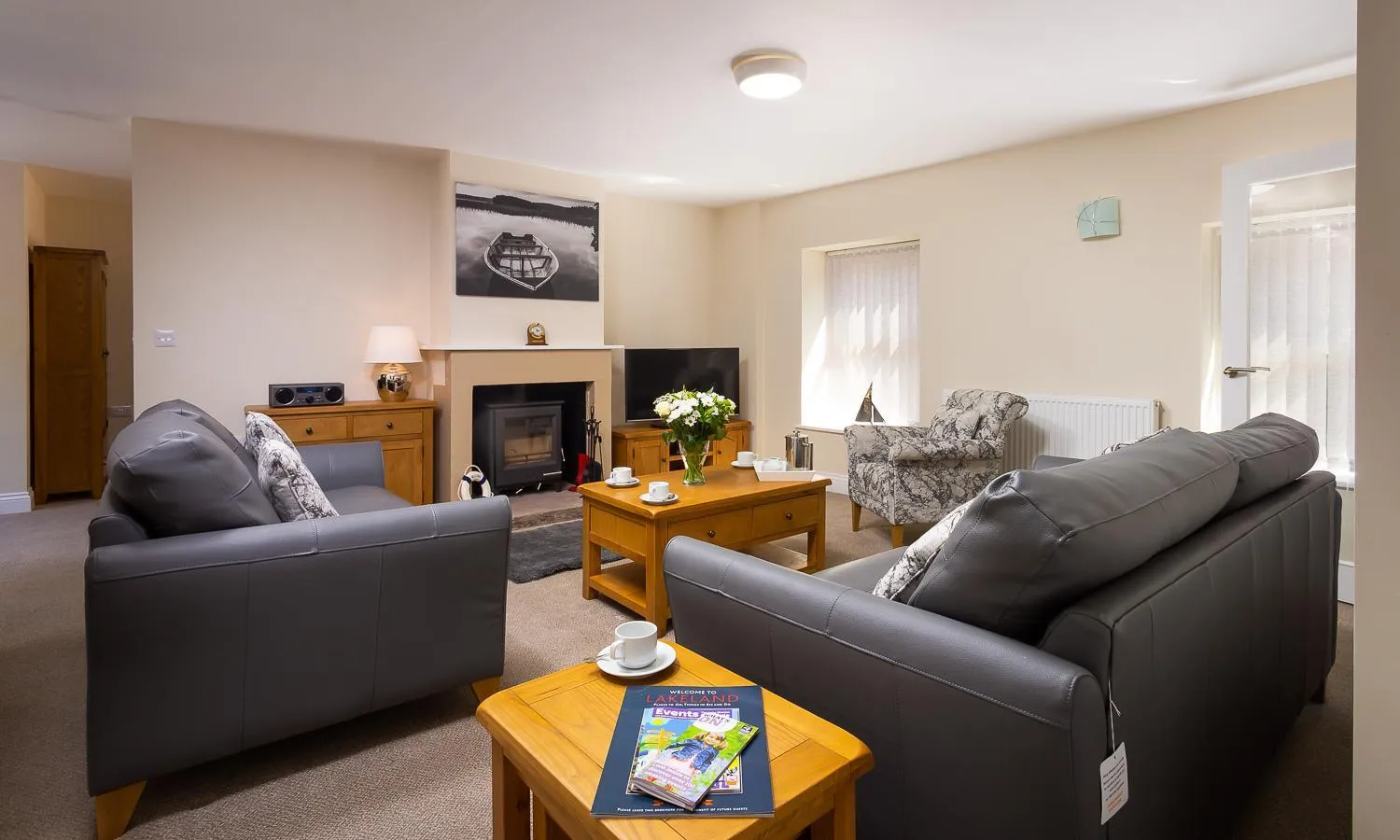 Living room in Waterfoot Park