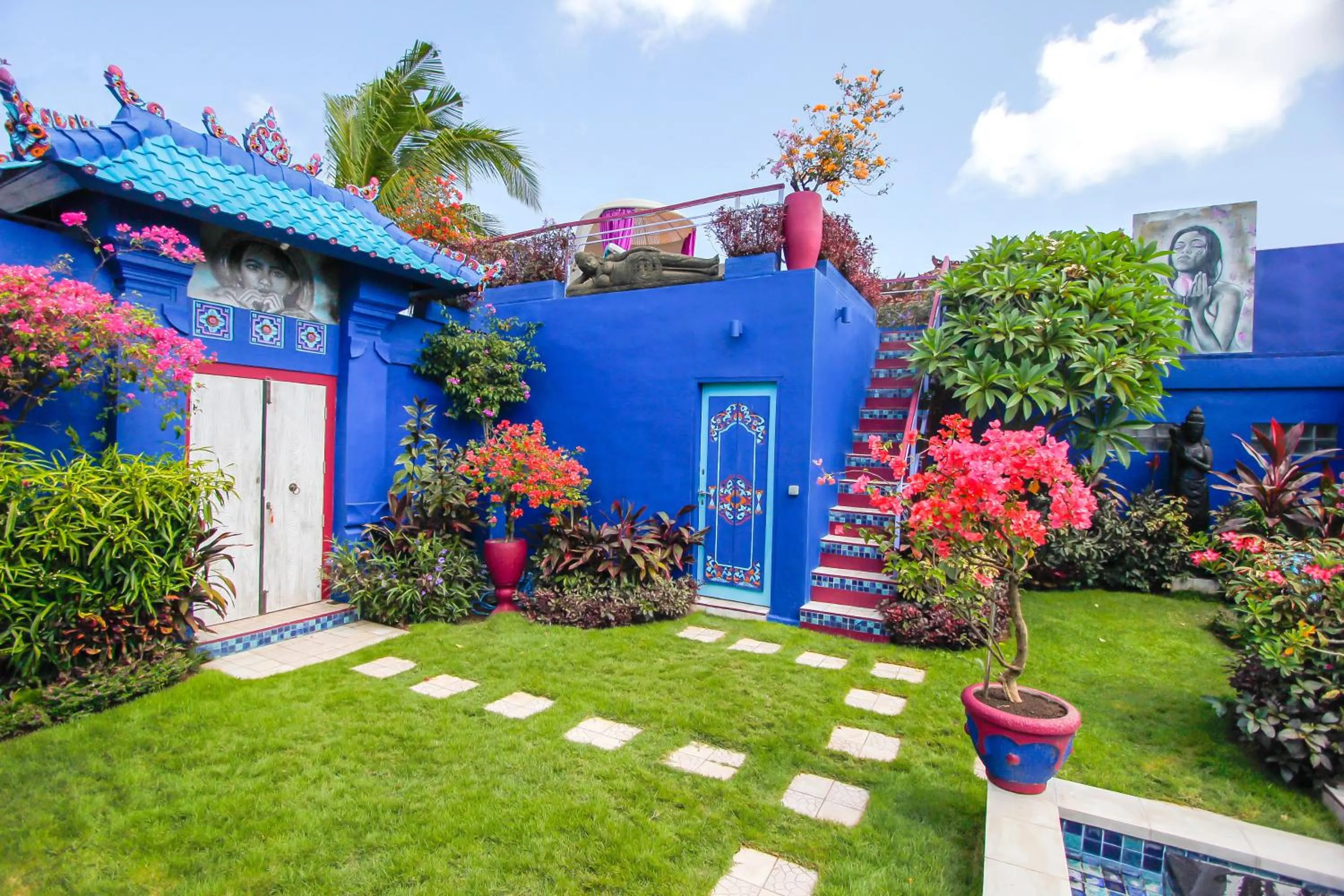 Facade/entrance in Villa Majorelle Bali