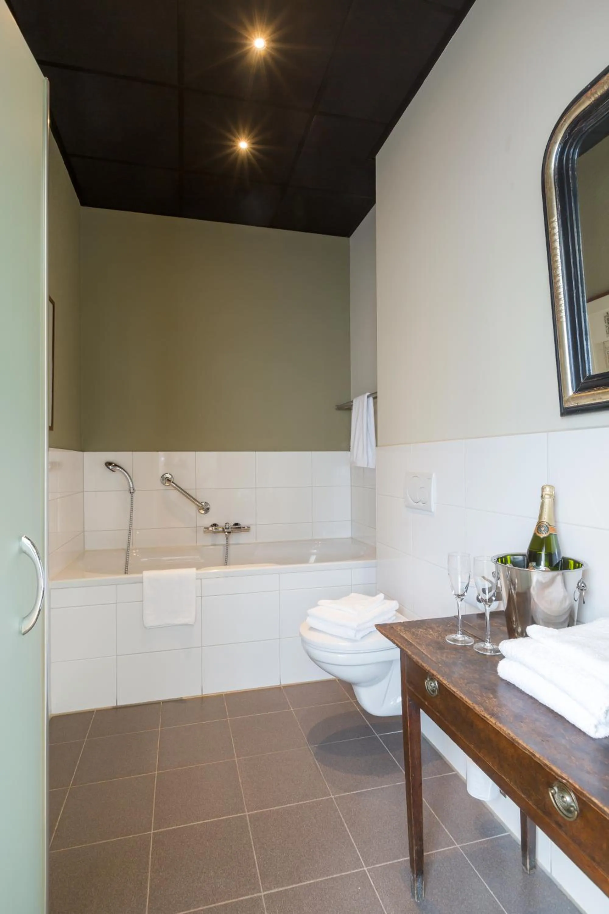 Bathroom in Boutique Hotel Lumiere