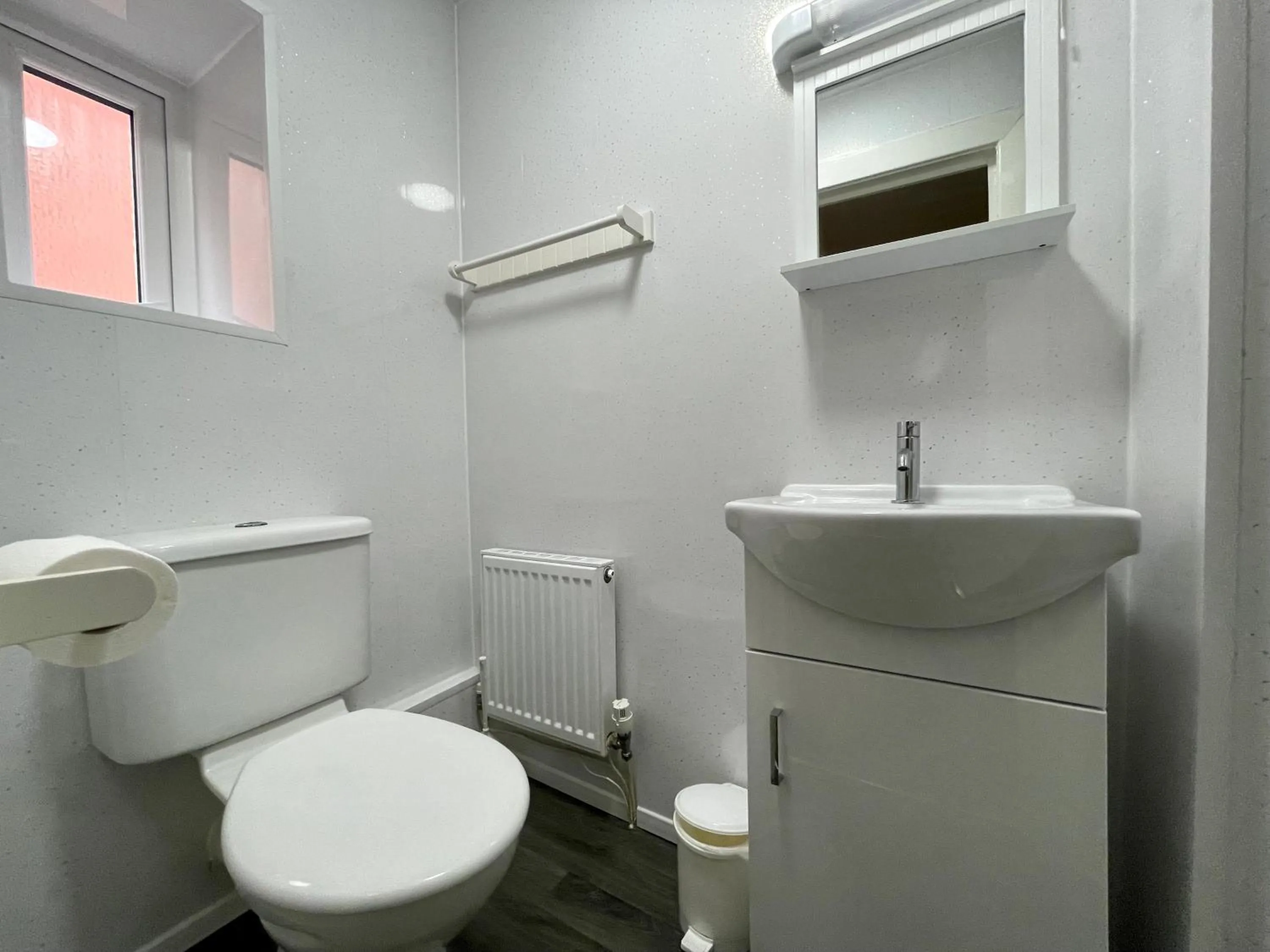 Toilet in Windsor Park Hotel