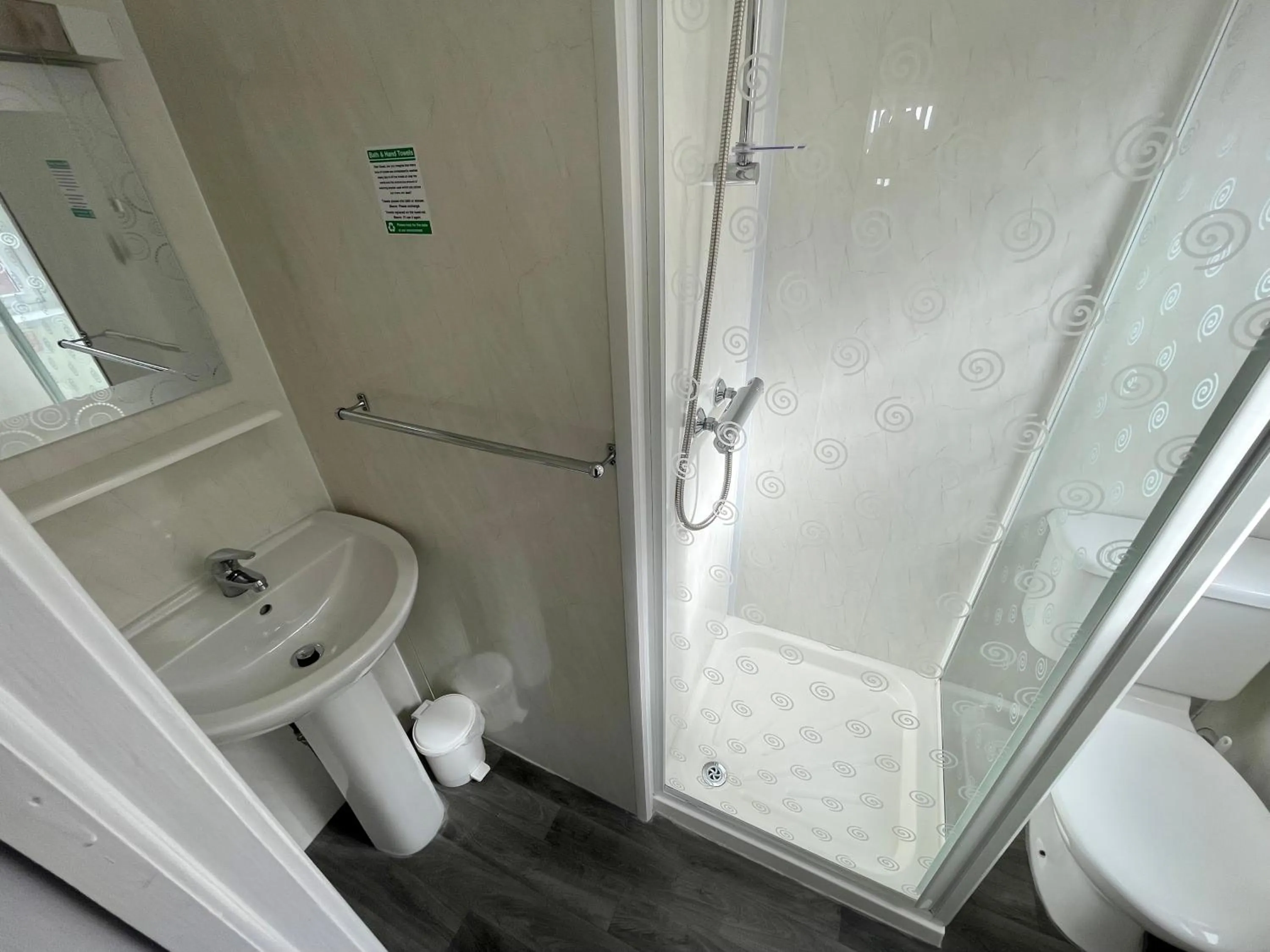 Shower in Windsor Park Hotel