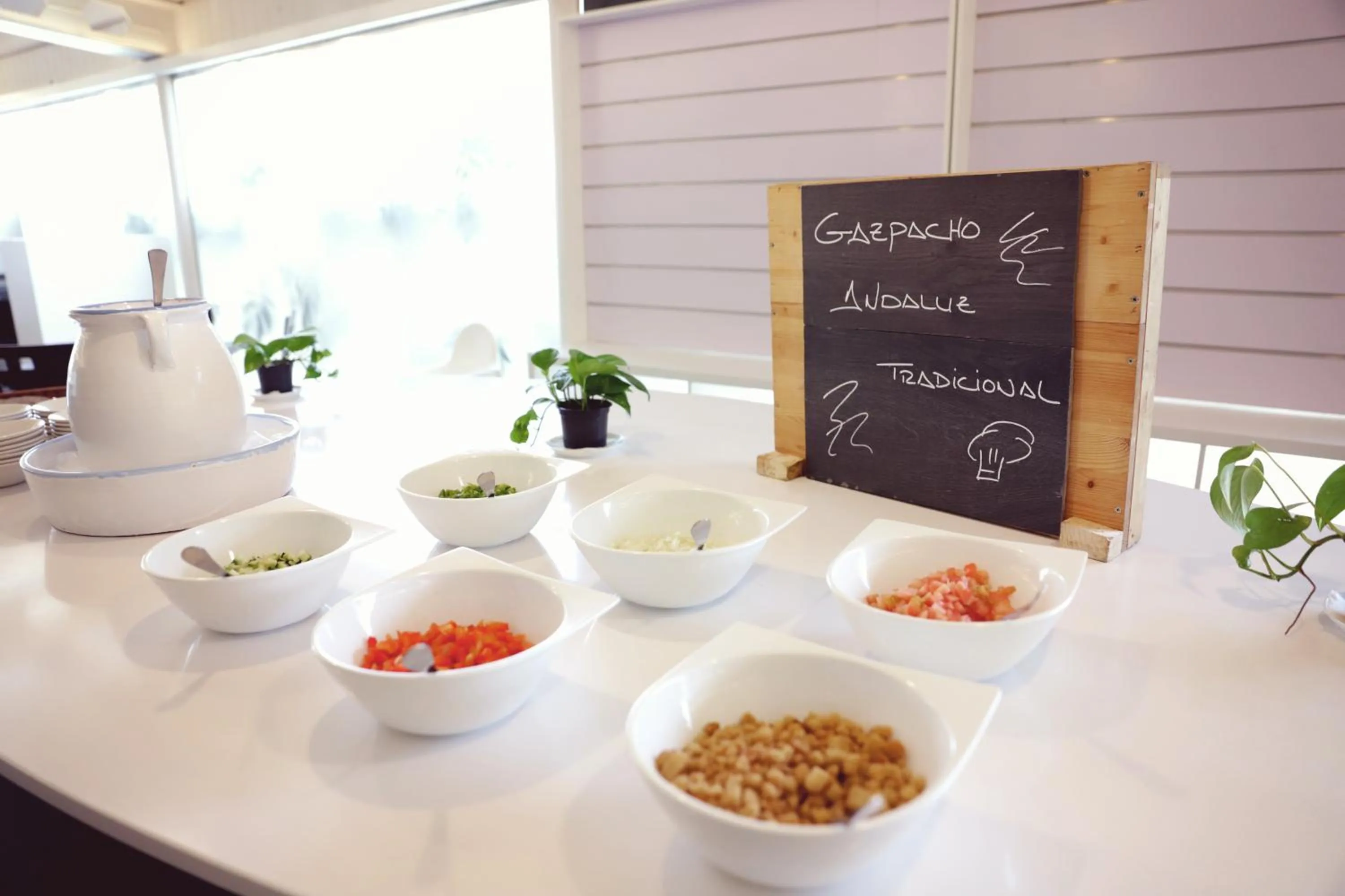 Restaurant/places to eat in Ohtels Belvedere