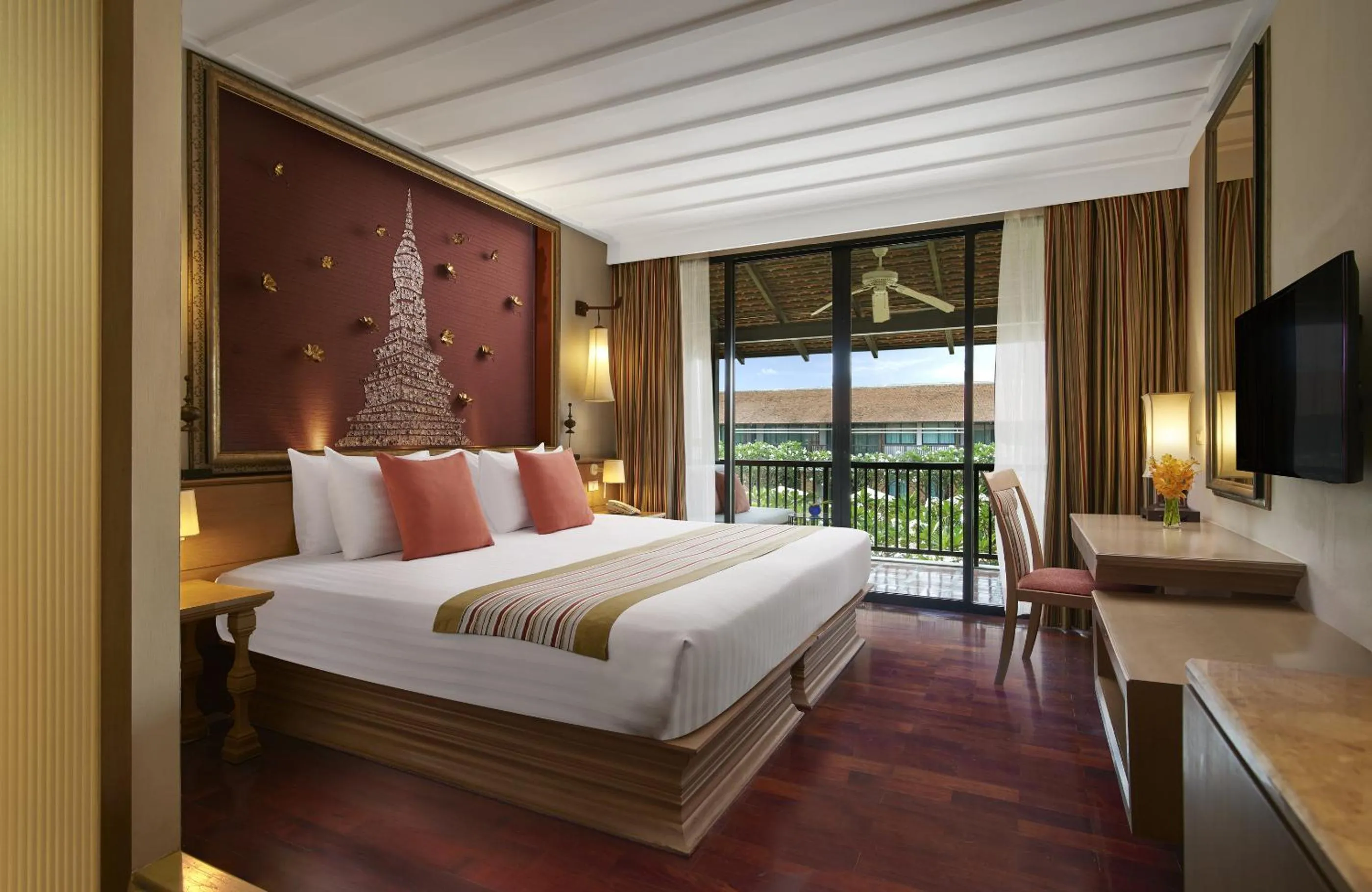 Bed in Sukhothai Heritage Resort