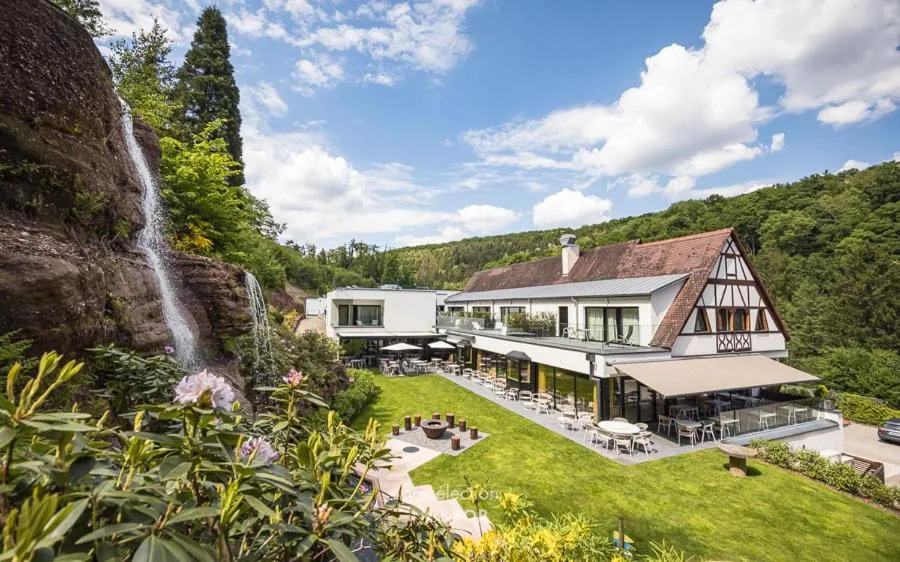 Balcony/Terrace in 6717 Nature Hôtel & Spa Le Clos des Délices