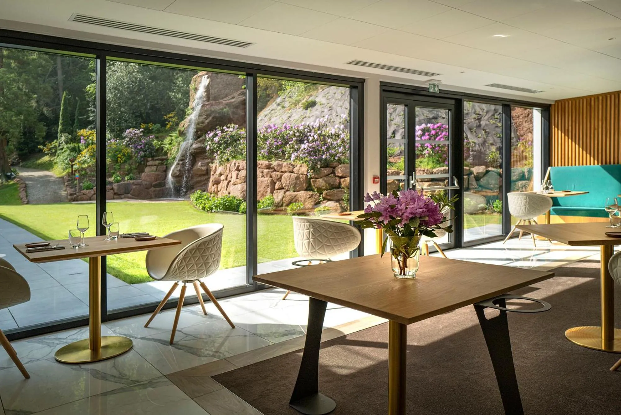 Patio in 6717 Nature Hôtel & Spa Le Clos des Délices