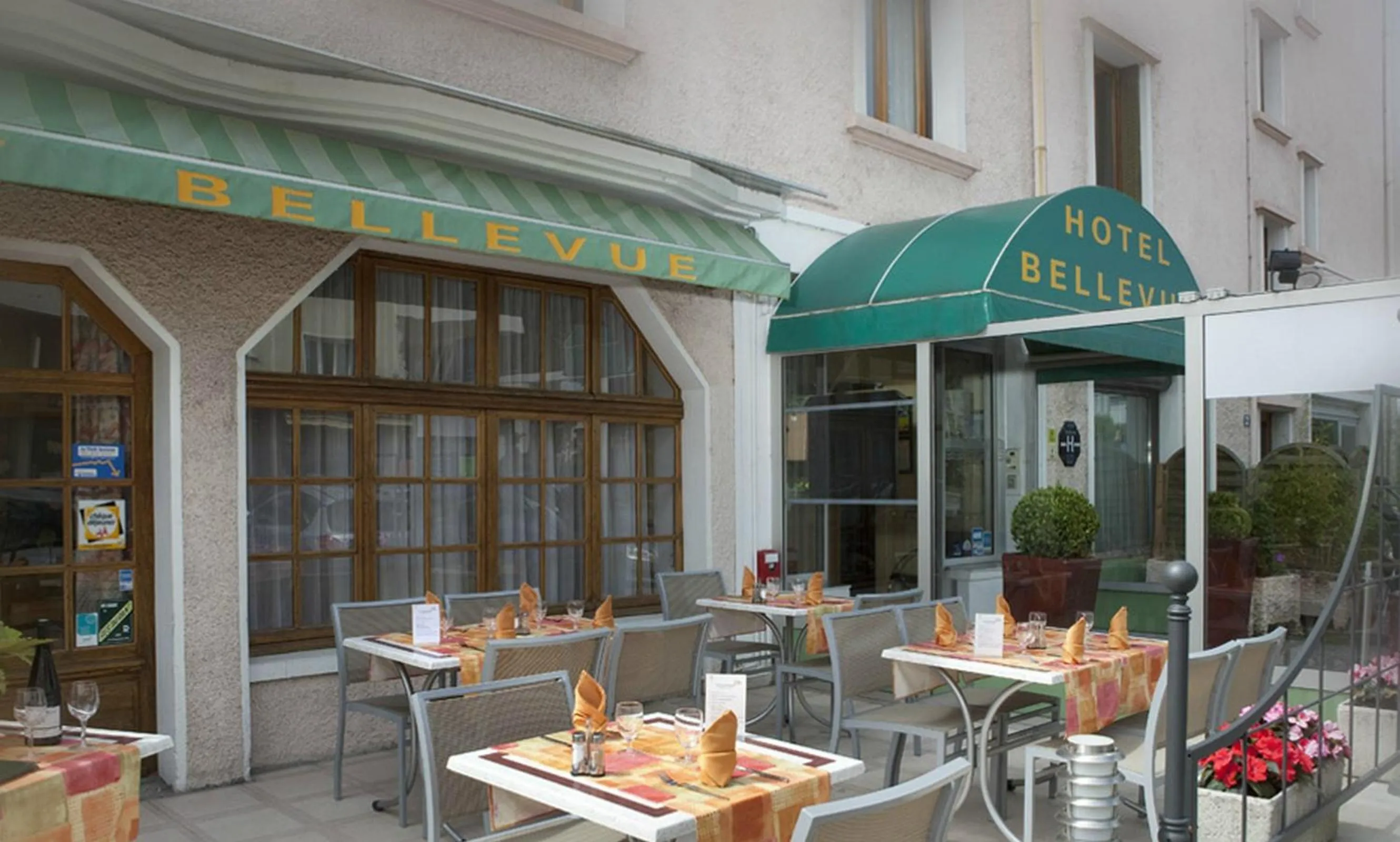 Restaurant/places to eat in Logis Hôtel Restaurant Bellevue Annecy