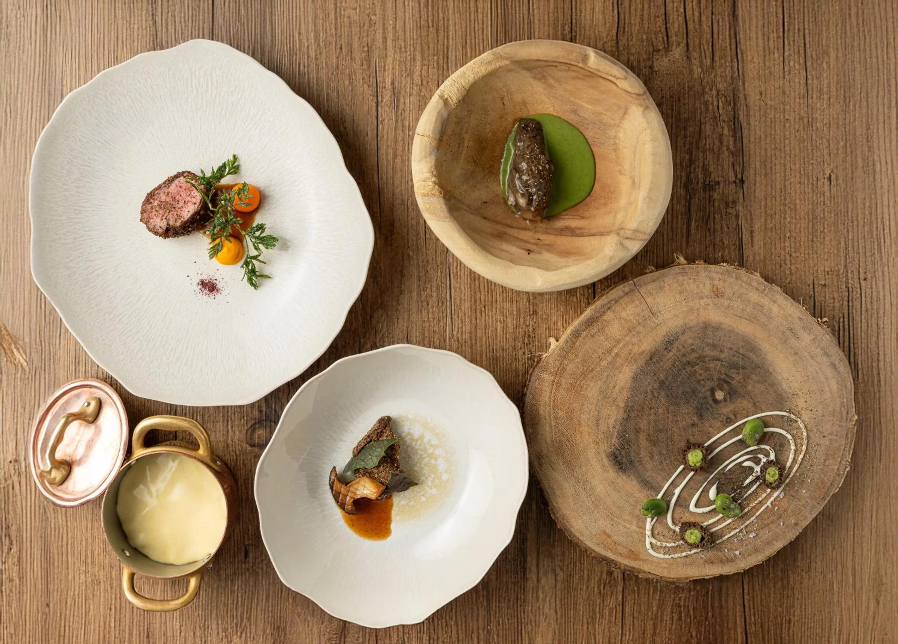 Restaurant/places to eat in Le Domaine Du Colombier