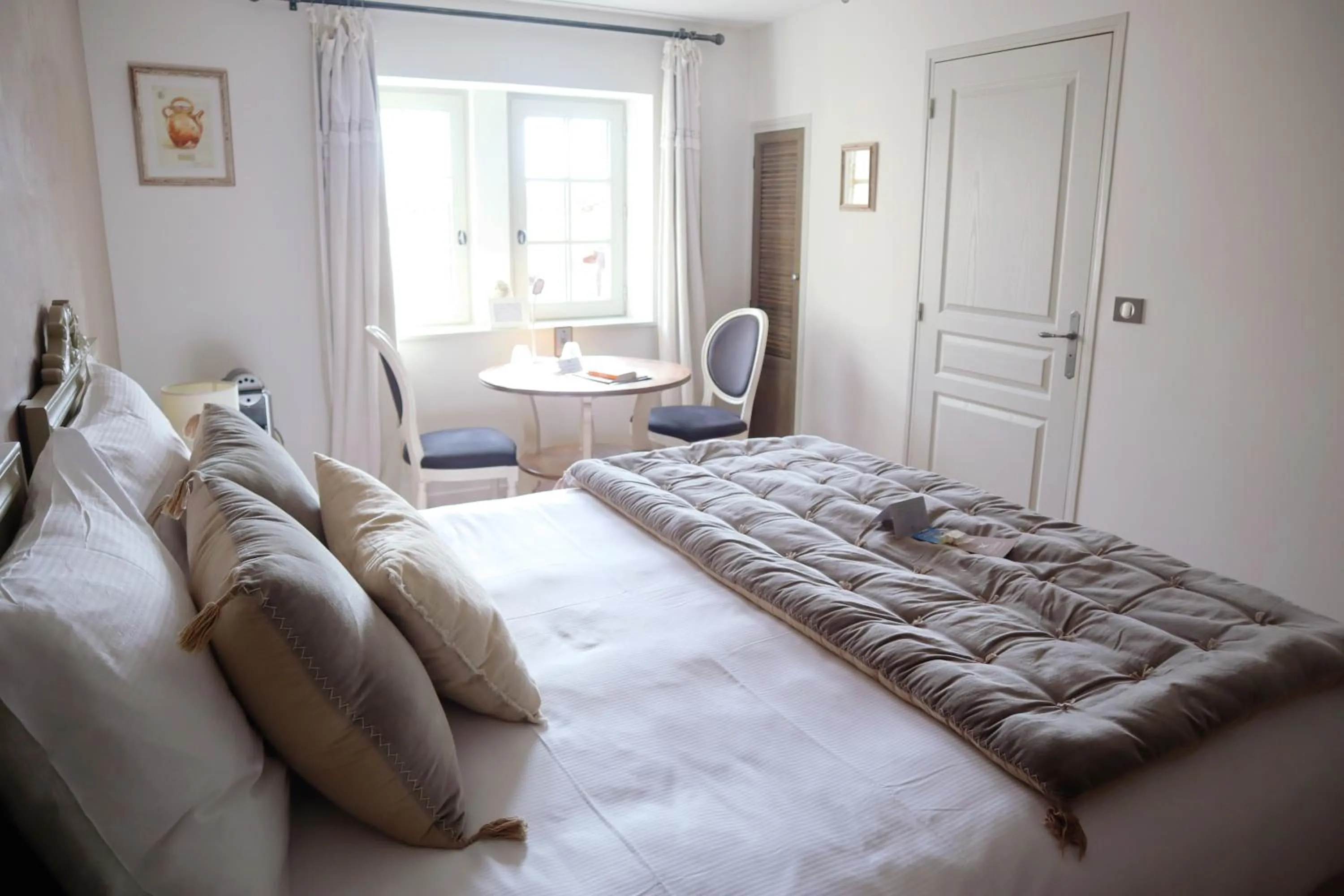 Bed in Le Domaine Du Colombier