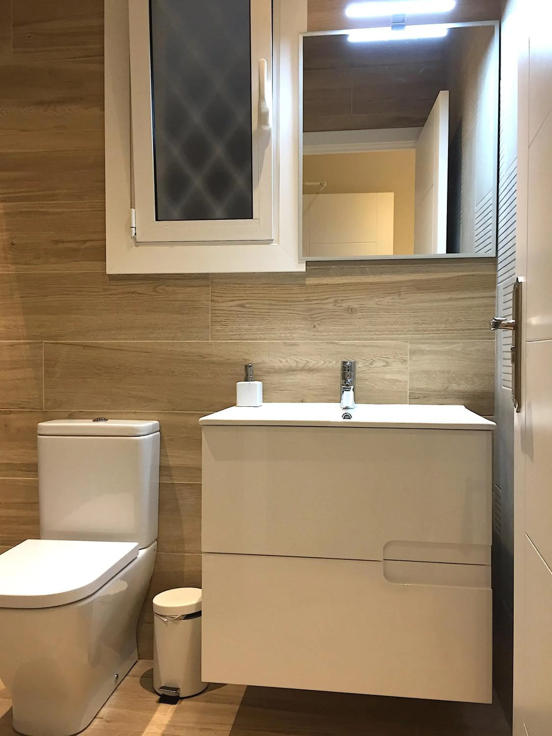 Bathroom in Hip Karma Hostel