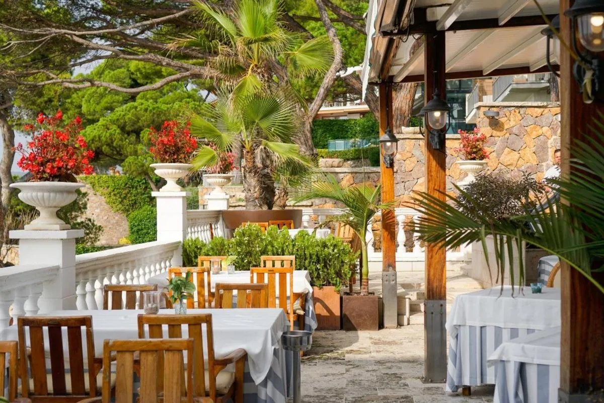 Patio in Hotel Costa Brava