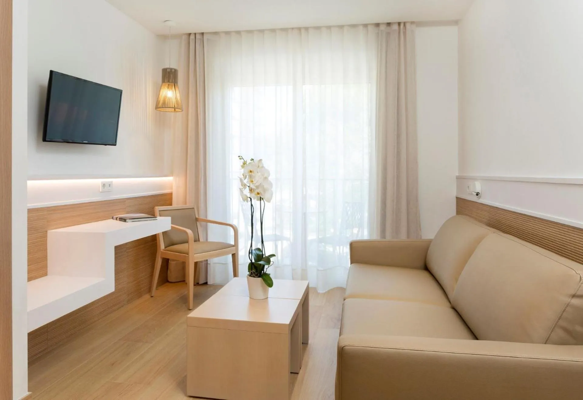 Living room in Hotel Costa Brava