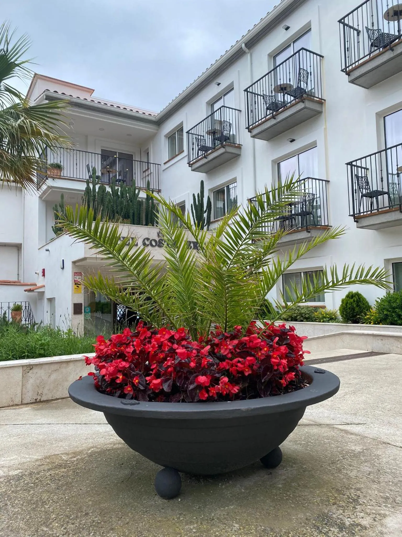 Property building in Hotel Costa Brava