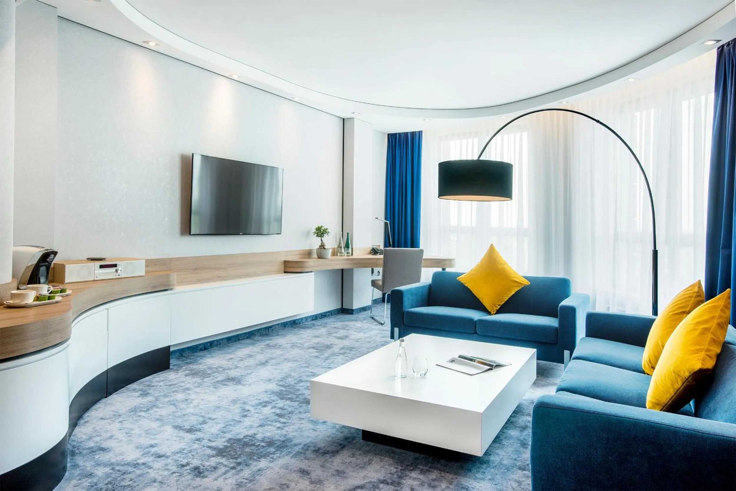 Living room in Golden Tulip Warsaw Airport