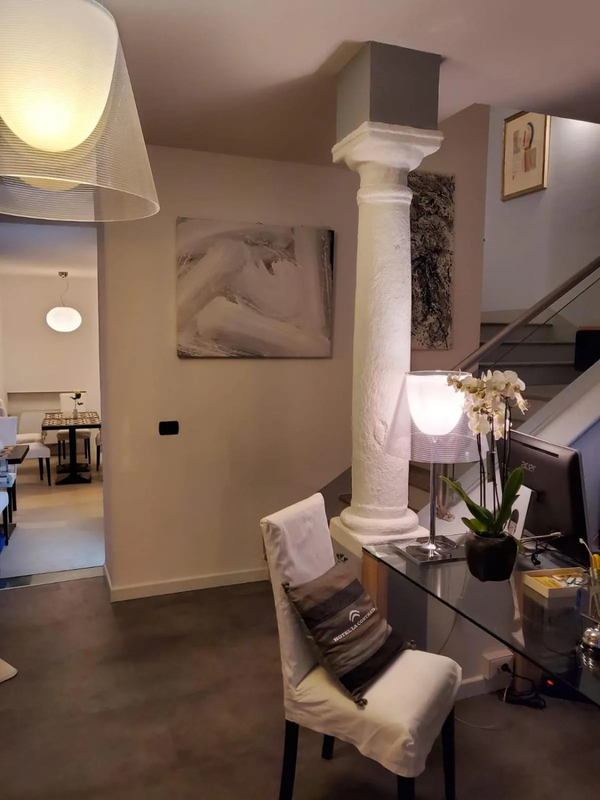 Lobby or reception in Hotel La Contrada