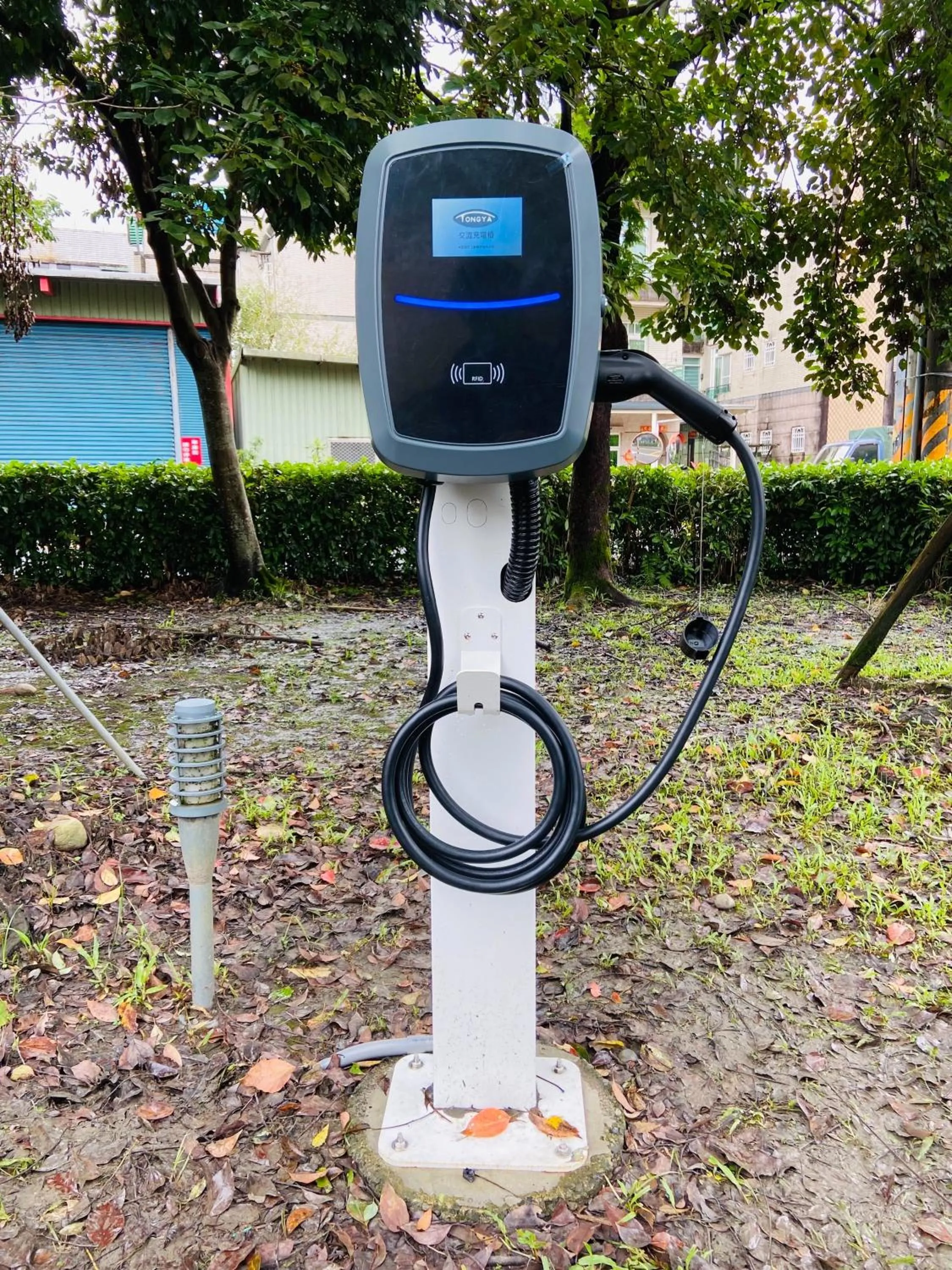 Parking in Yosemite Homestay