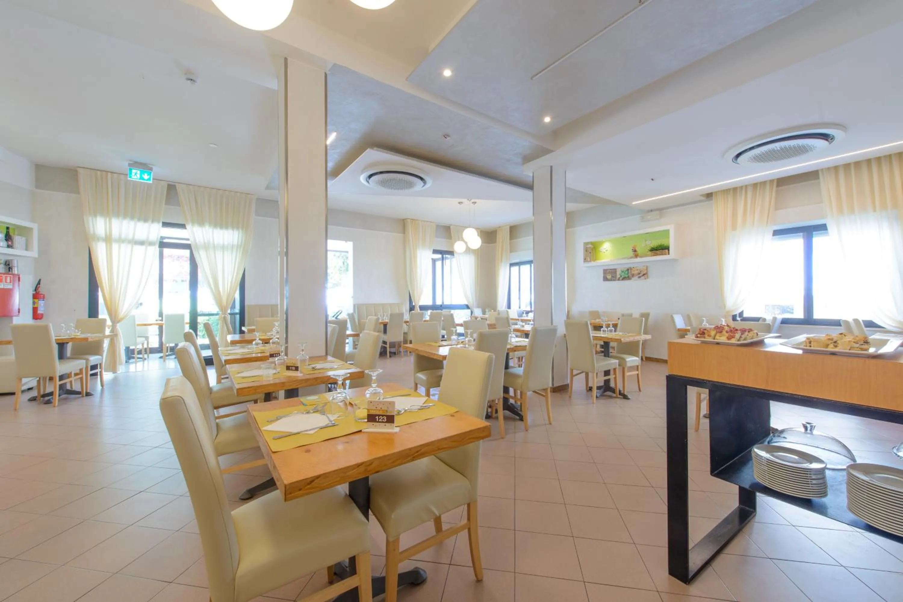 Restaurant/places to eat in Hotel Nuova Medusa Rimini