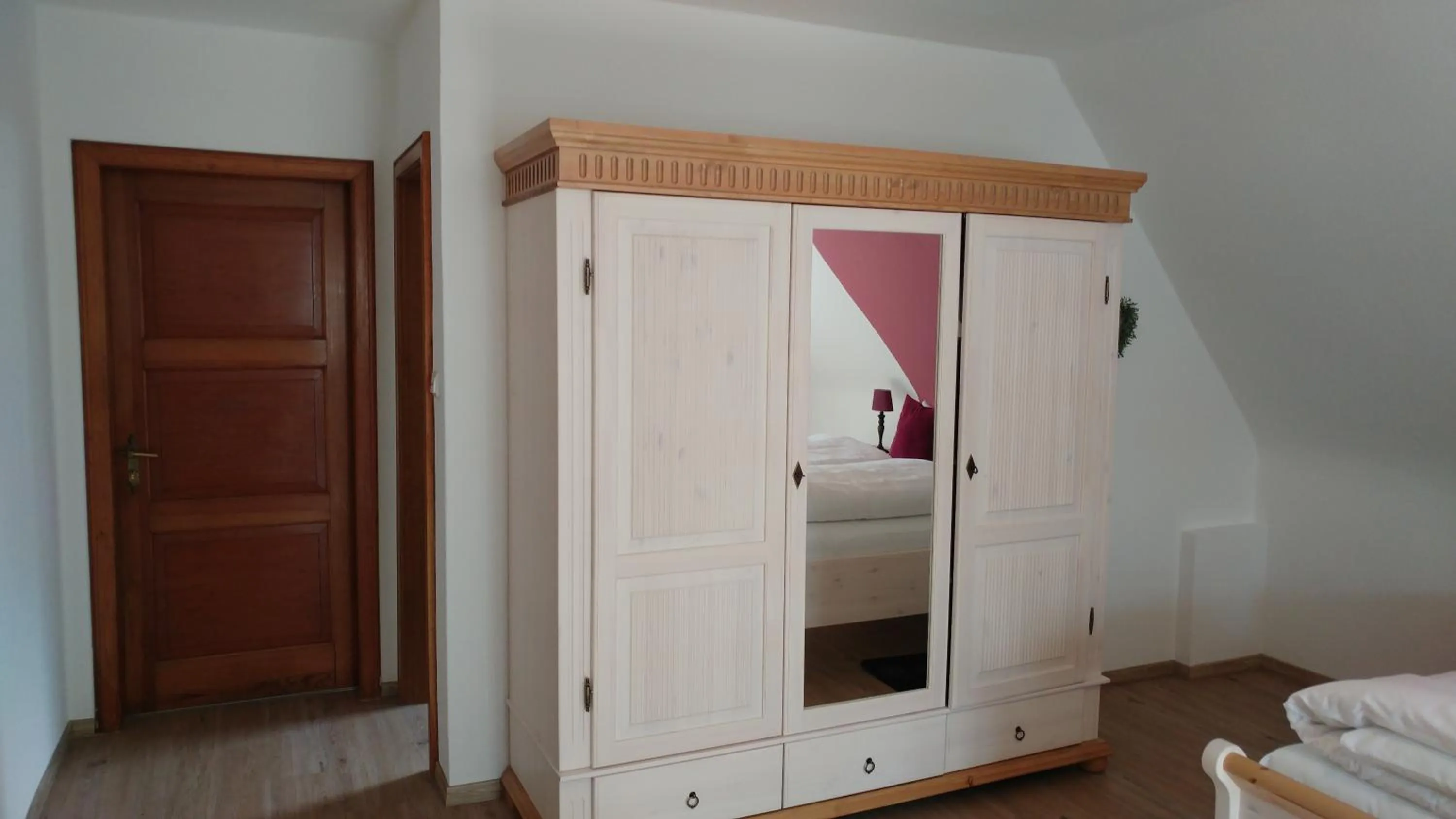 Decorative detail, Bed in Landhaus Haverbeckhof