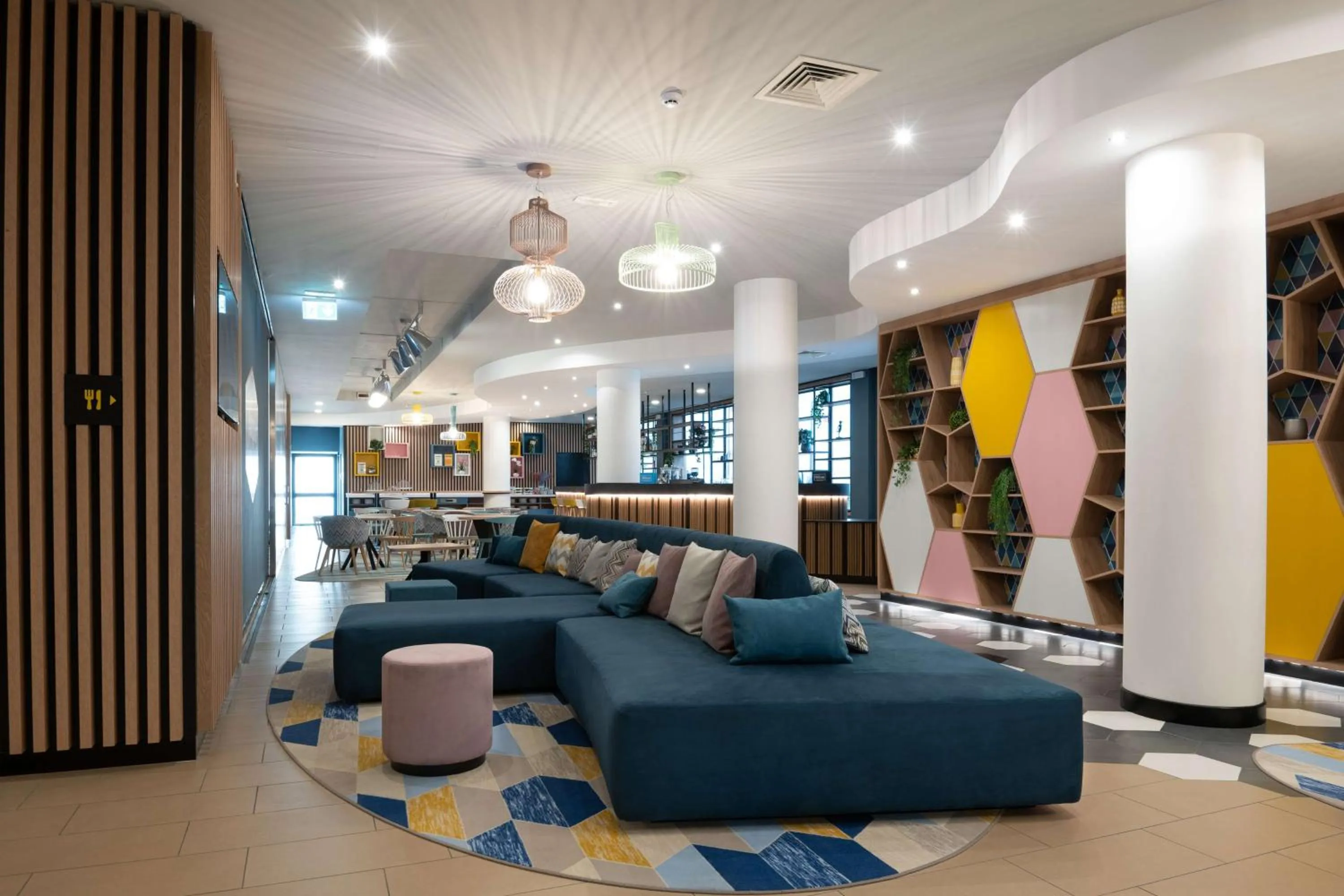 Lobby or reception in Hampton by Hilton Rome North Fiano Romano