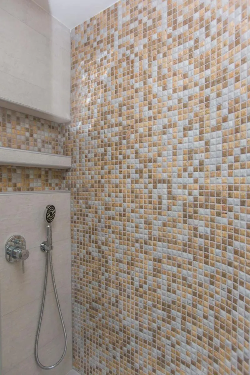 Bathroom in Glykeria