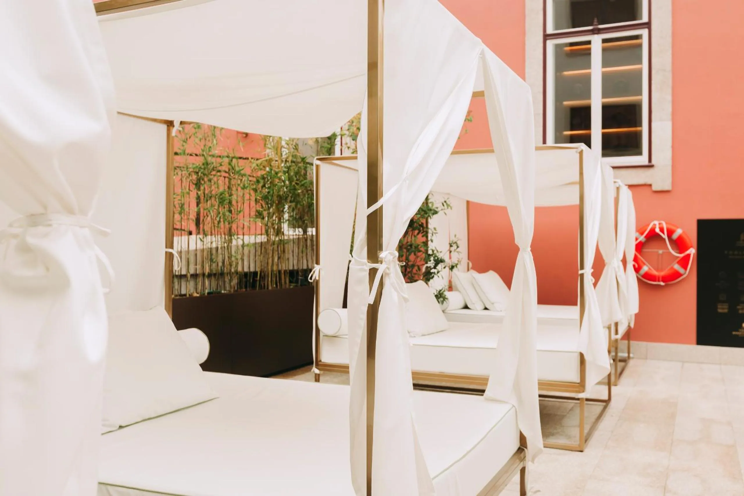 Bed in Torel Avantgarde