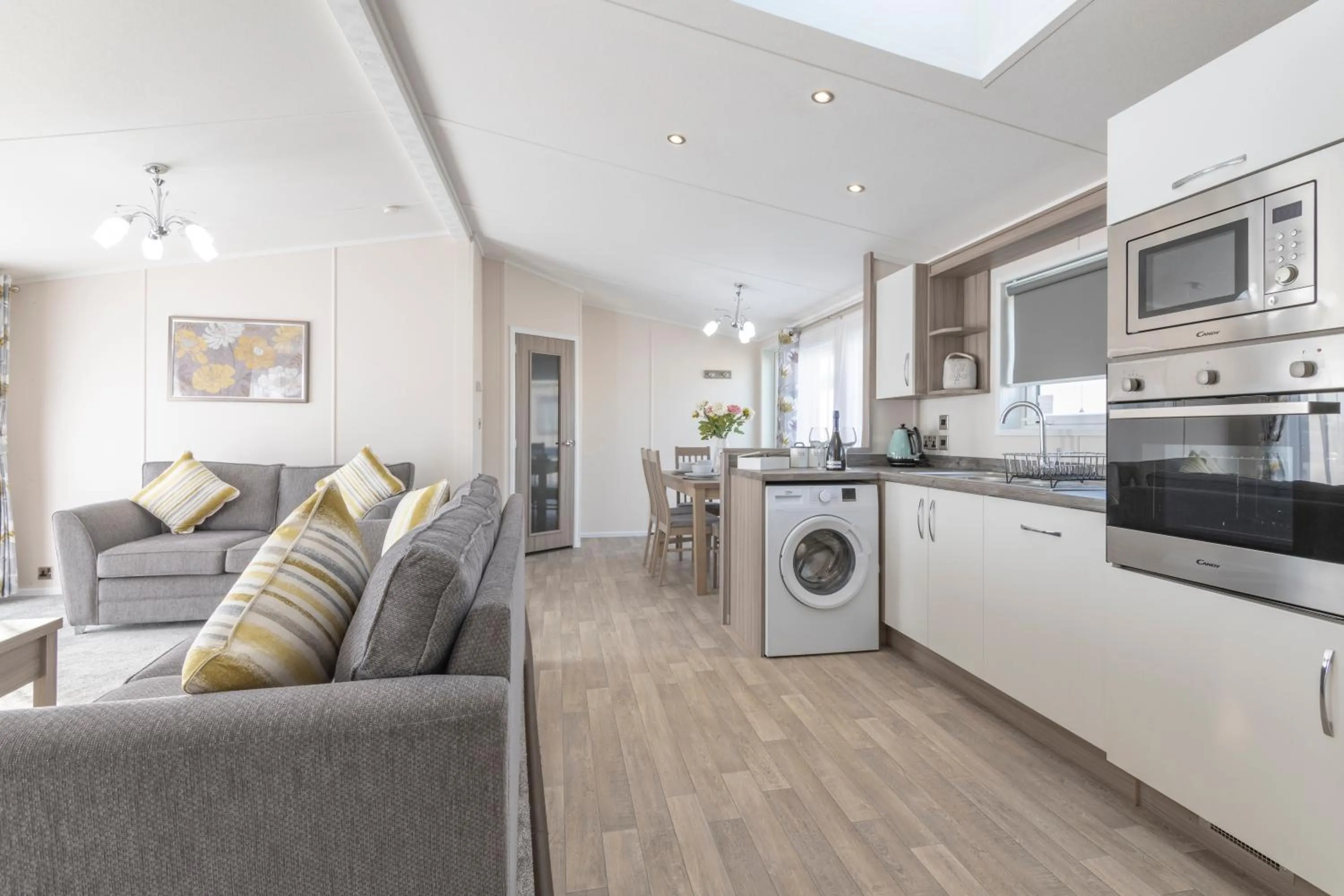 Kitchen or kitchenette in Marine Holiday Park